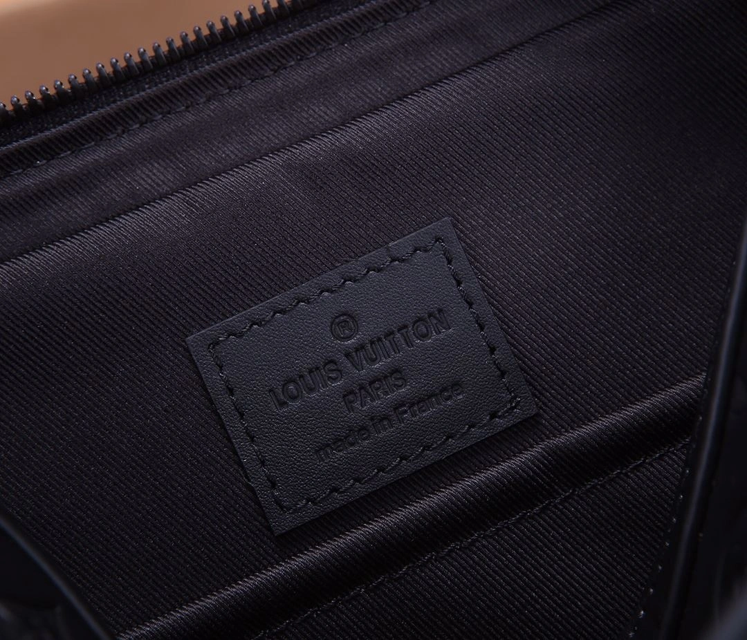 Mens Louis Vuitton Satchel Bags QuickDry 91708