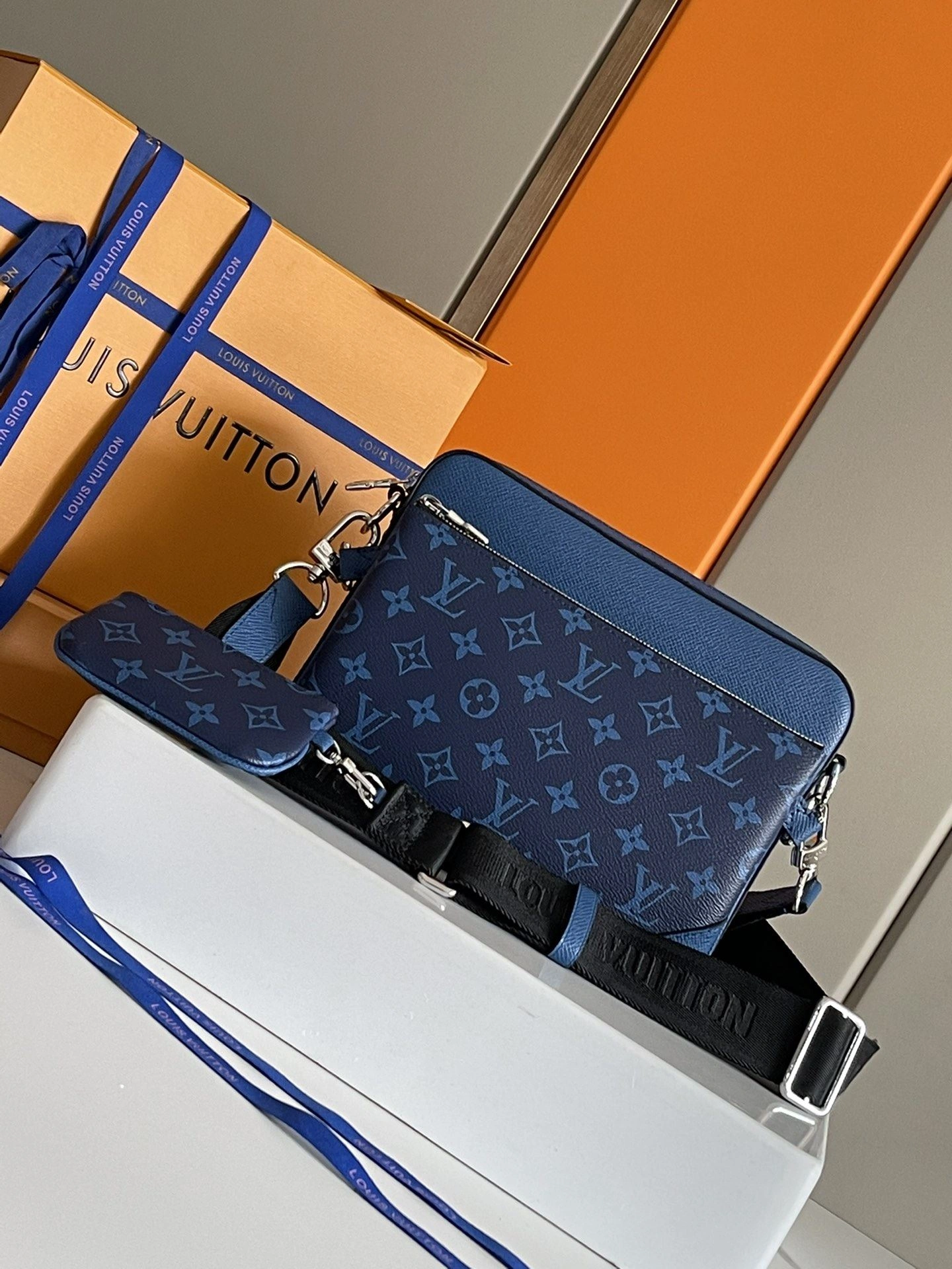 Mens Louis Vuitton Satchel Bags ZipUp 91727