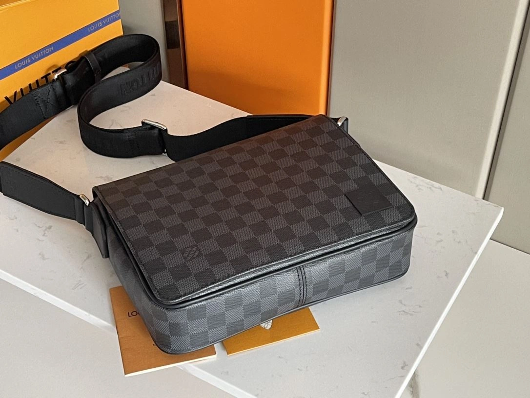 QuickDry Mens Louis Vuitton Satchel Bags 91699