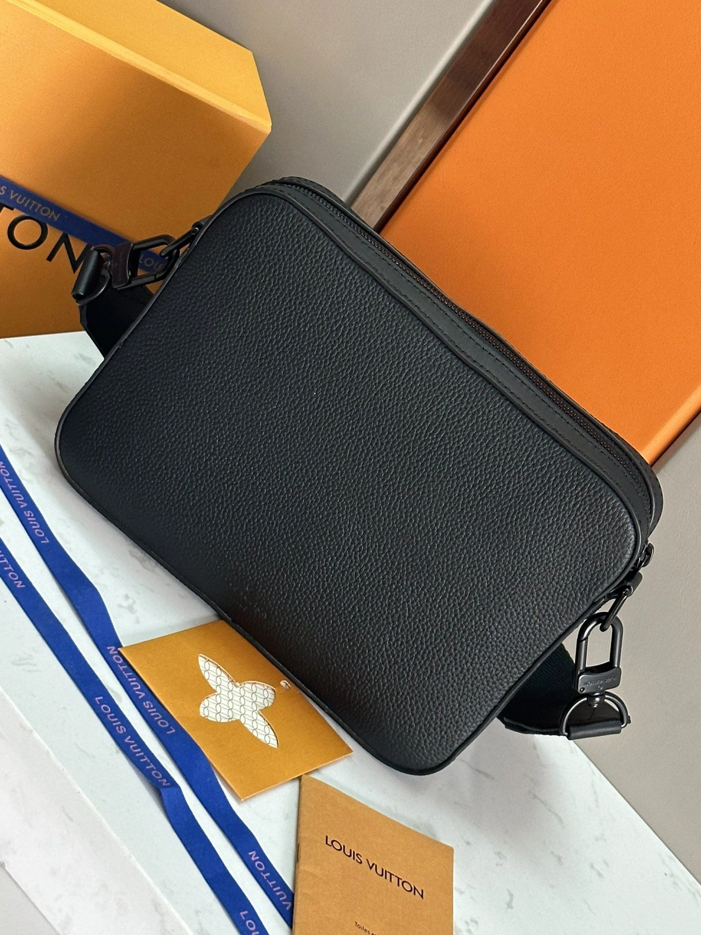 Cozy Mens Louis Vuitton Satchel Bags 91695