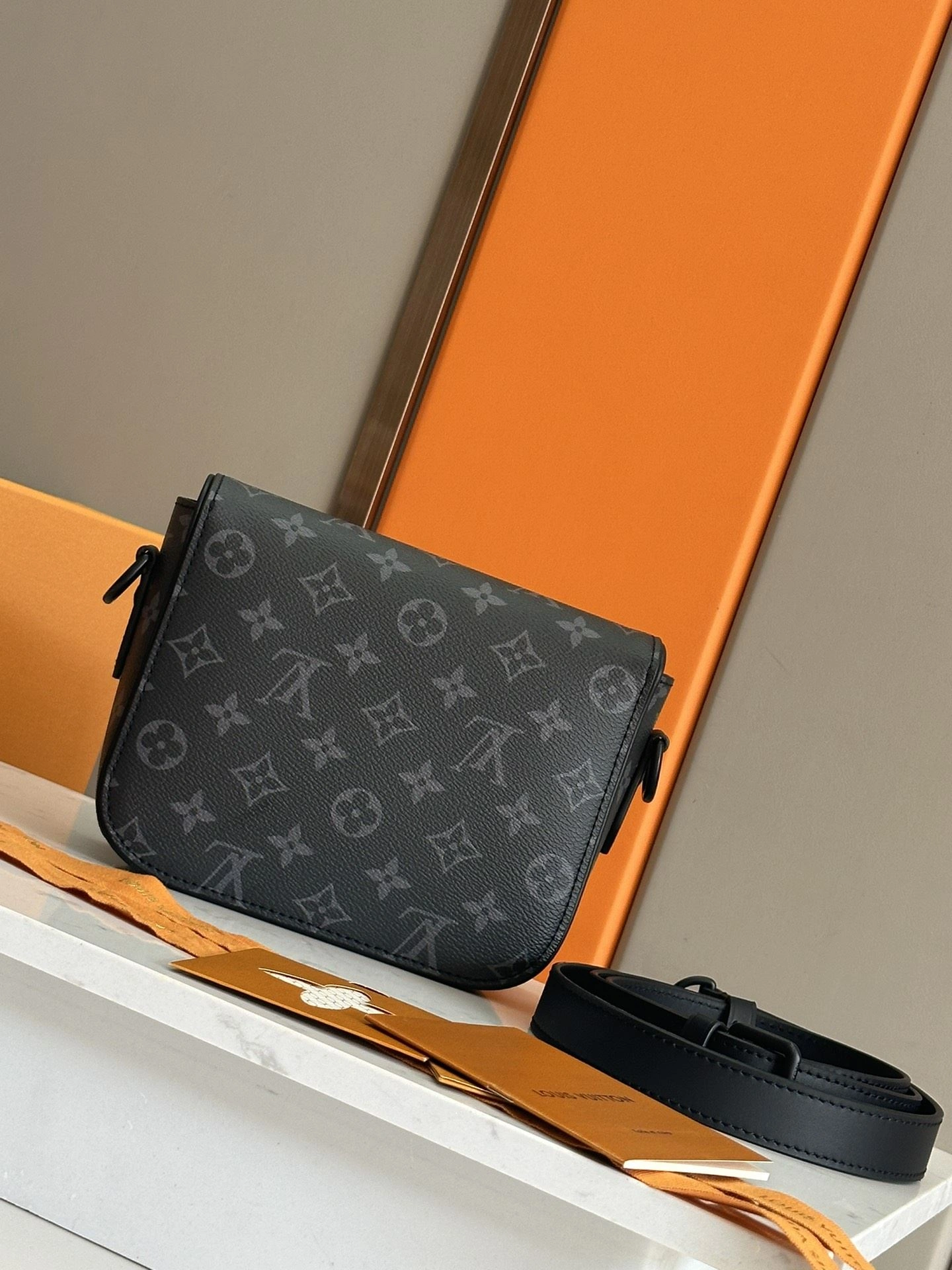 Mens Louis Vuitton Satchel Bags Chic 91694