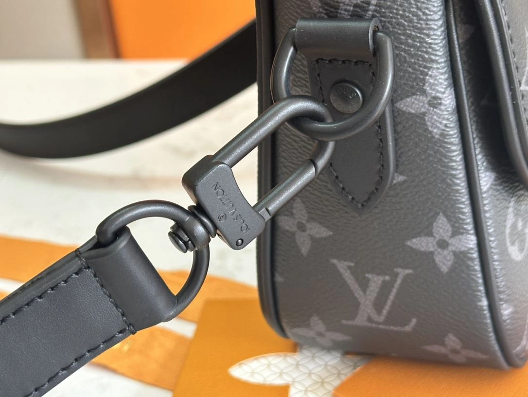 Mens Louis Vuitton Satchel Bags Chic 91694