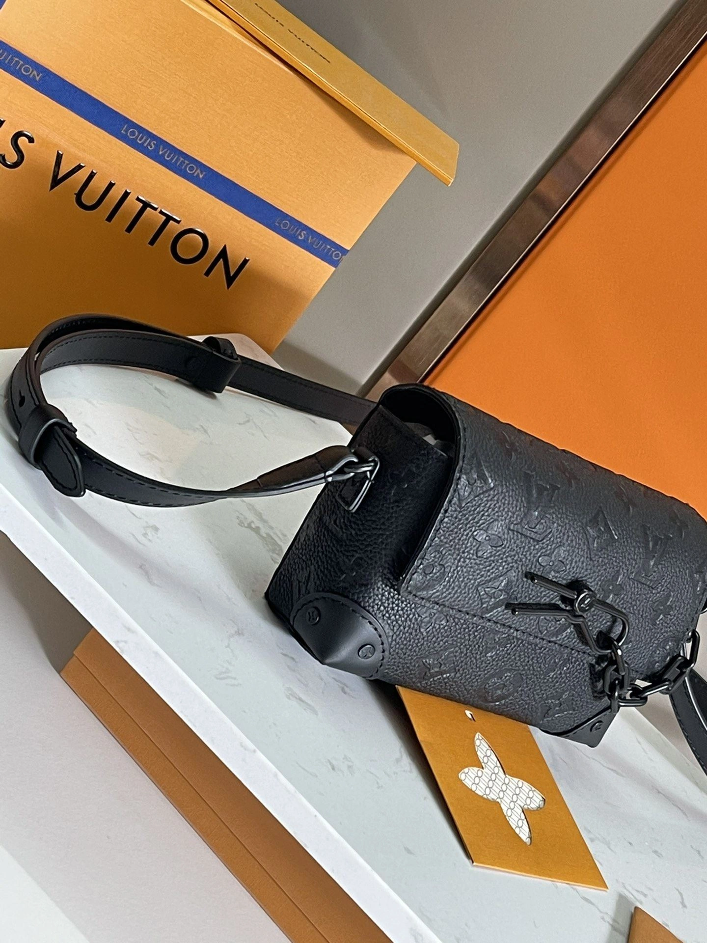 Mens Louis Vuitton Satchel Bags Casual 91680