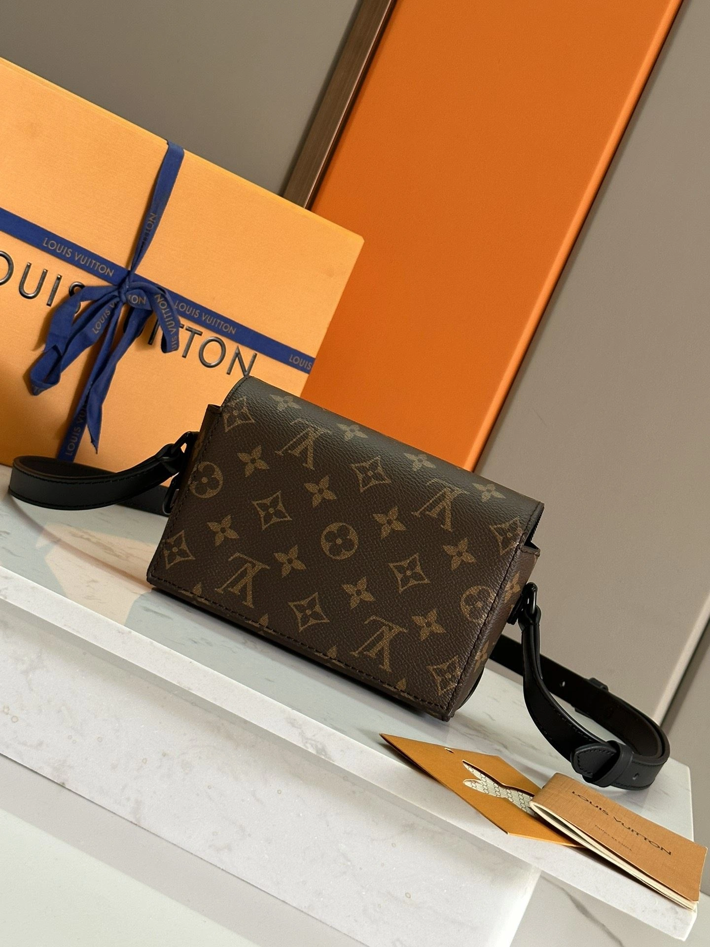 Mens Louis Vuitton Satchel Bags Upgraded 91692