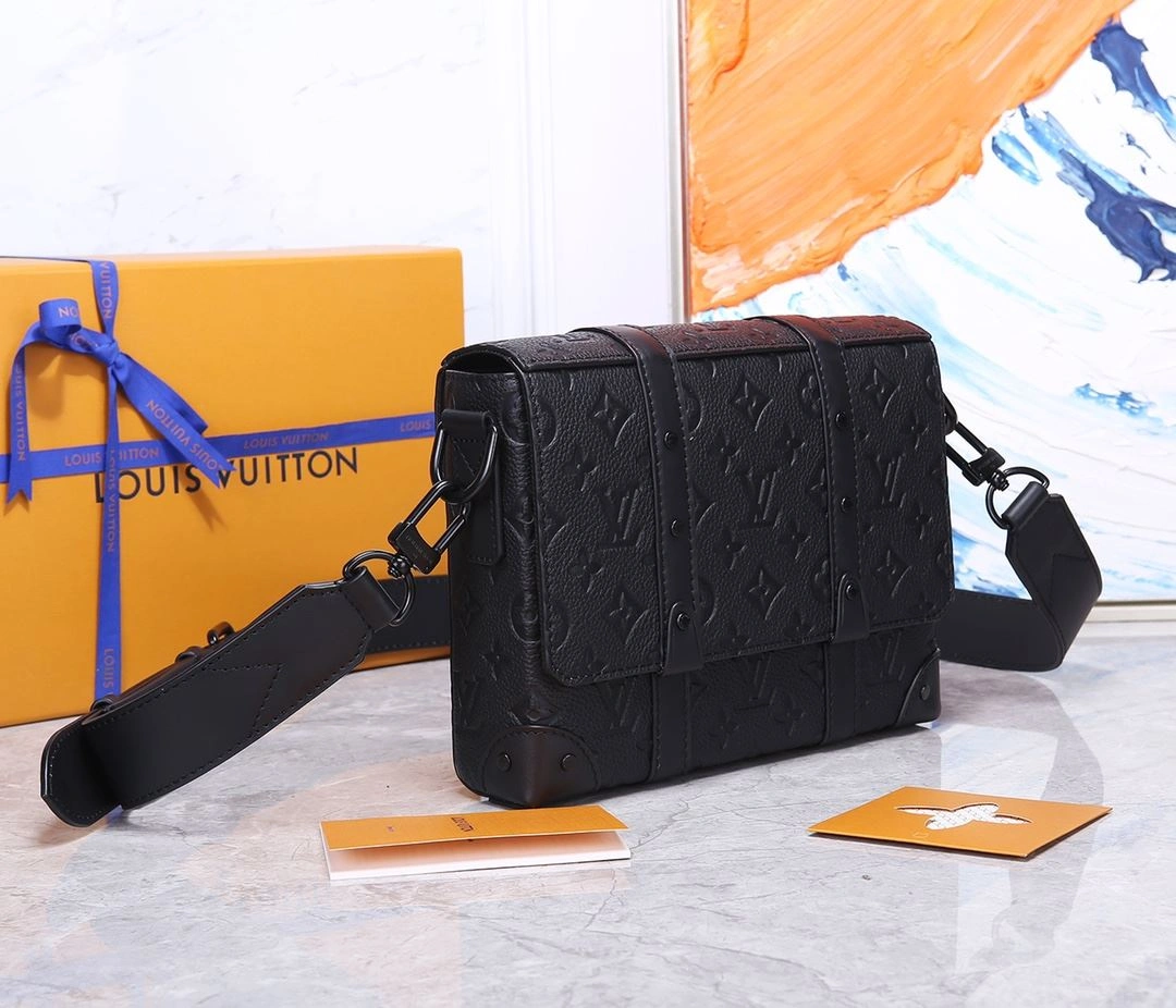 Bright Mens Louis Vuitton Satchel Bags 91679