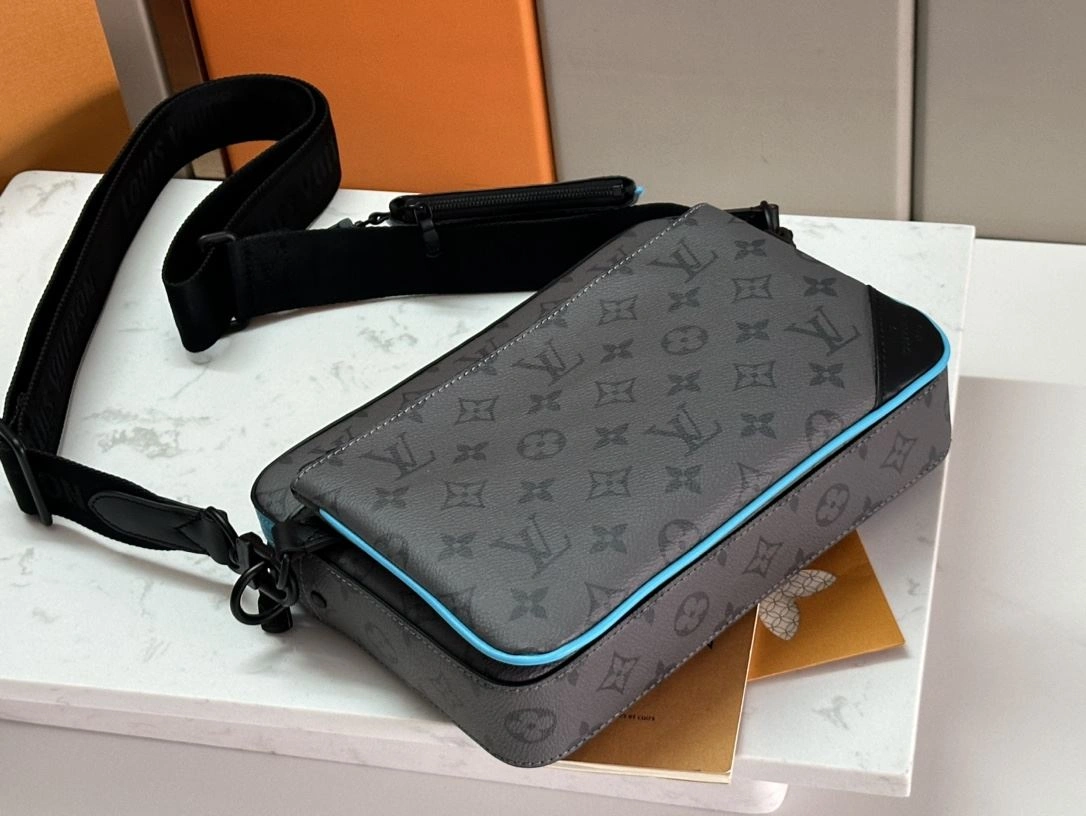 Neat Mens Louis Vuitton Satchel Bags 91670