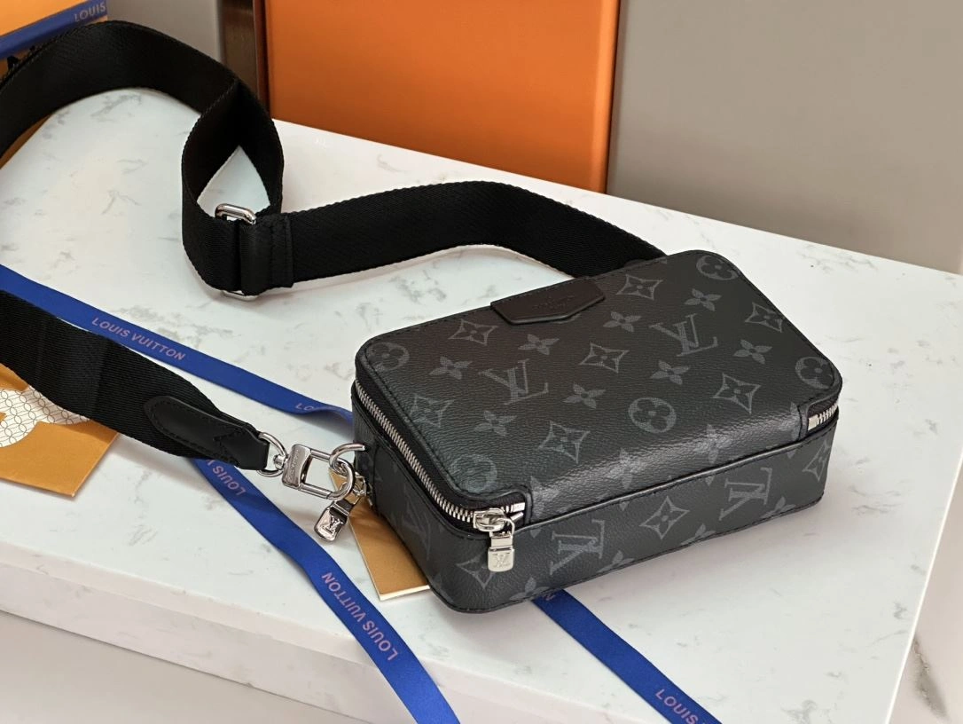 SmoothTexture Mens Louis Vuitton Satchel Bags 91688