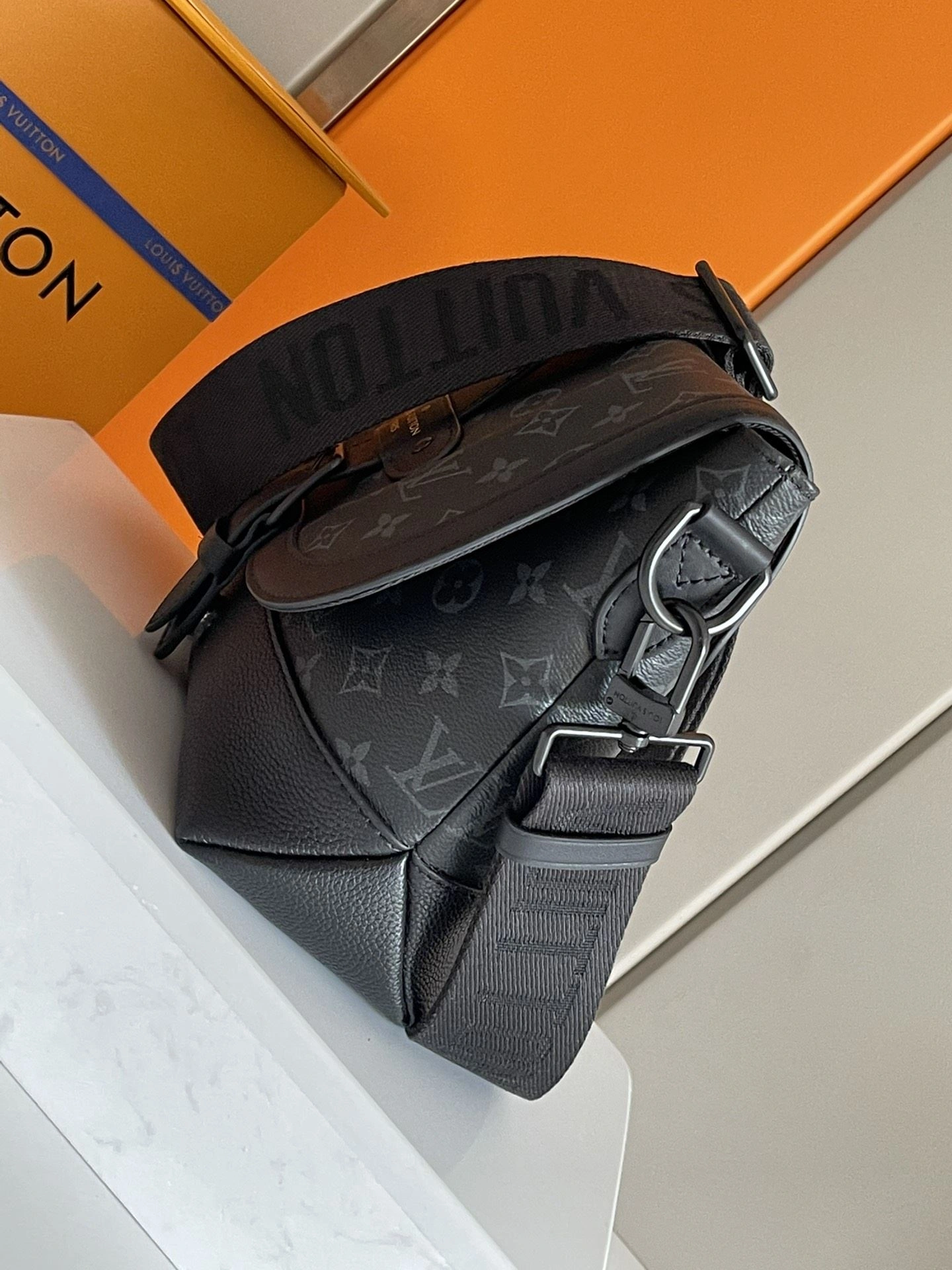 Durable Mens Louis Vuitton Satchel Bags 91657