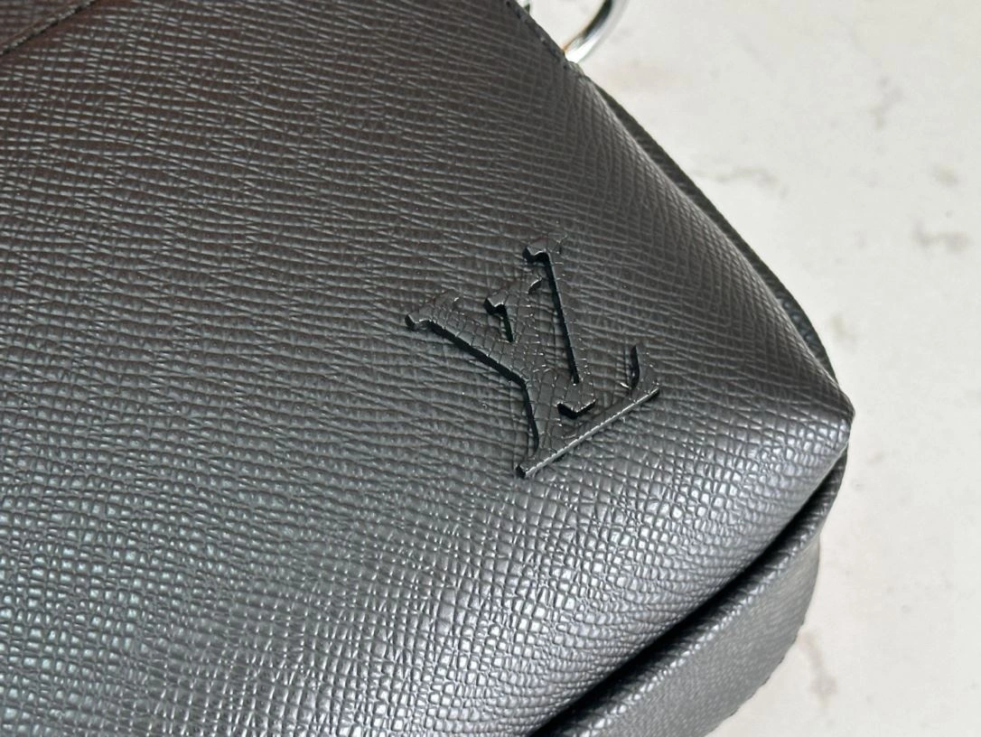 FastDry Mens Louis Vuitton Satchel Bags 91661