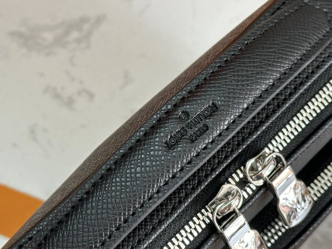 FastDry Mens Louis Vuitton Satchel Bags 91661