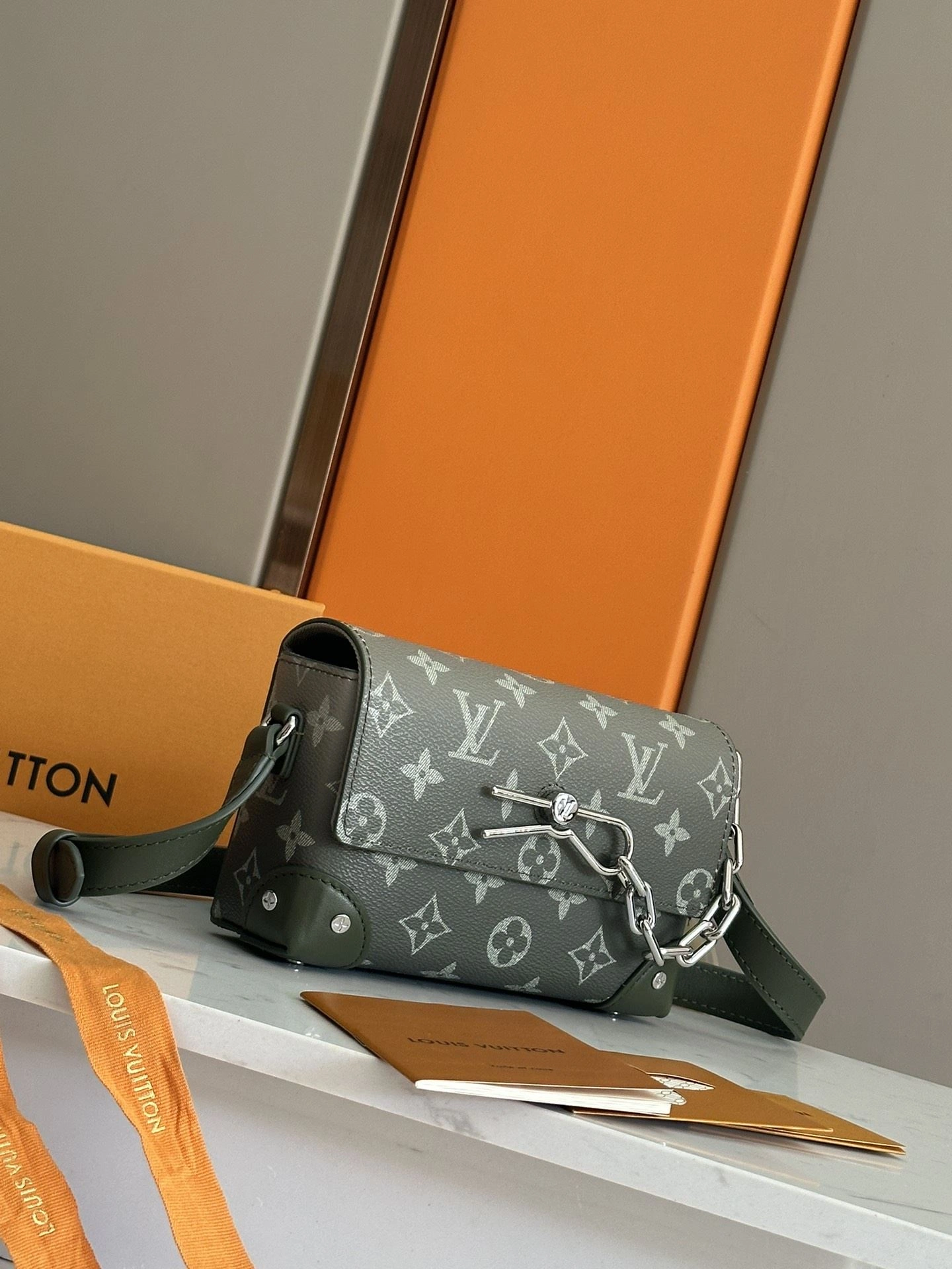 Stretchable Mens Louis Vuitton Satchel Bags 91659