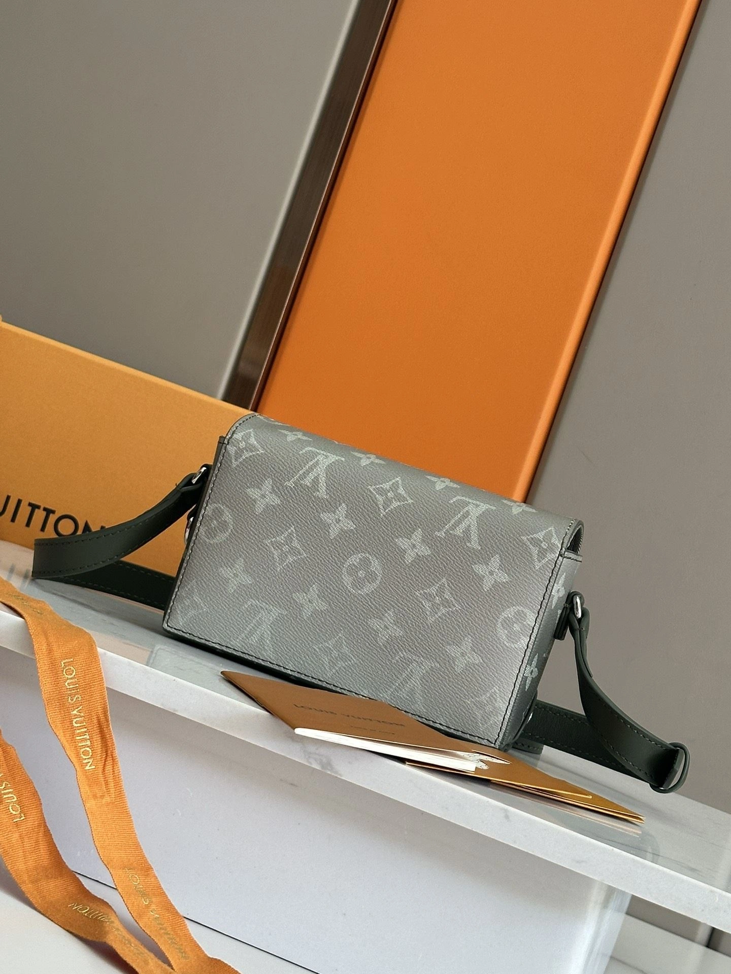 Stretchable Mens Louis Vuitton Satchel Bags 91659