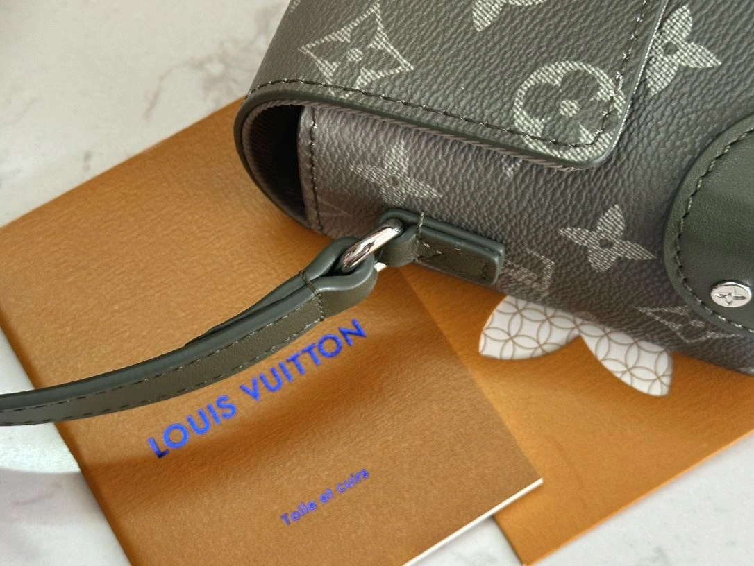 Stretchable Mens Louis Vuitton Satchel Bags 91659