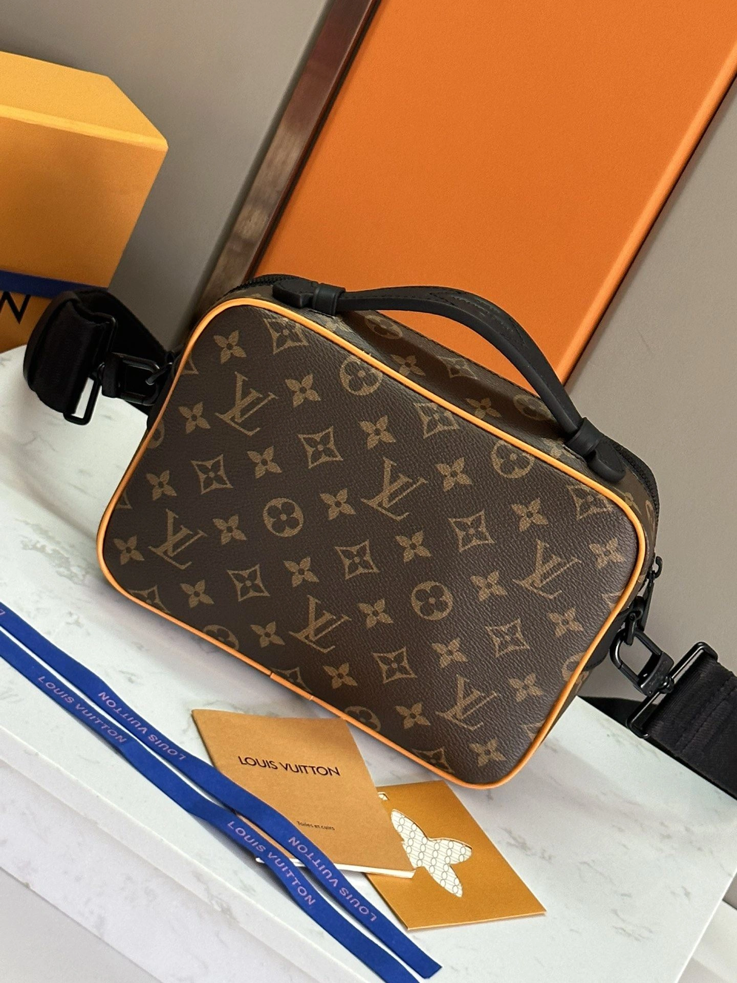 Mens Louis Vuitton Satchel Bags Functional 91689
