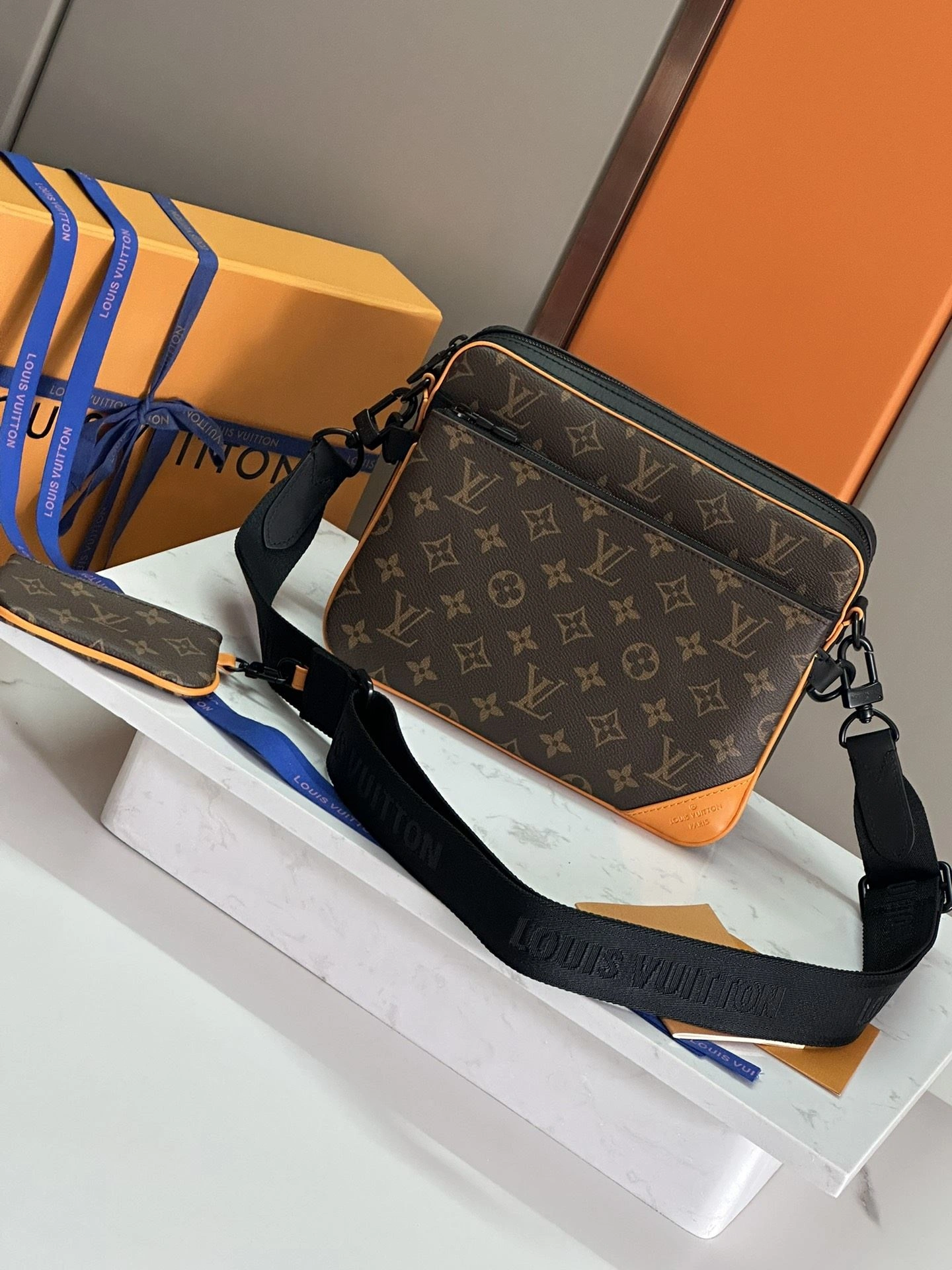 Mens Louis Vuitton Satchel Bags Durable 91685