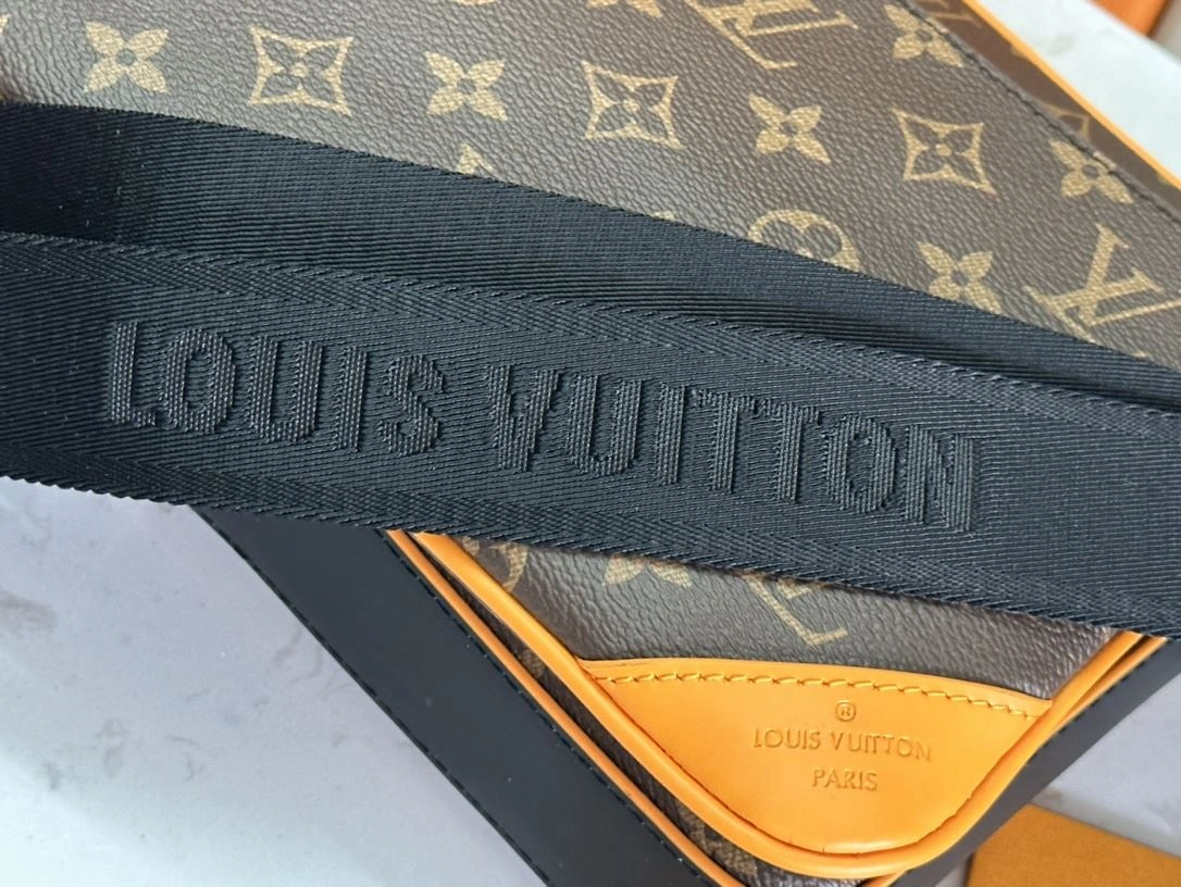 Mens Louis Vuitton Satchel Bags Durable 91685