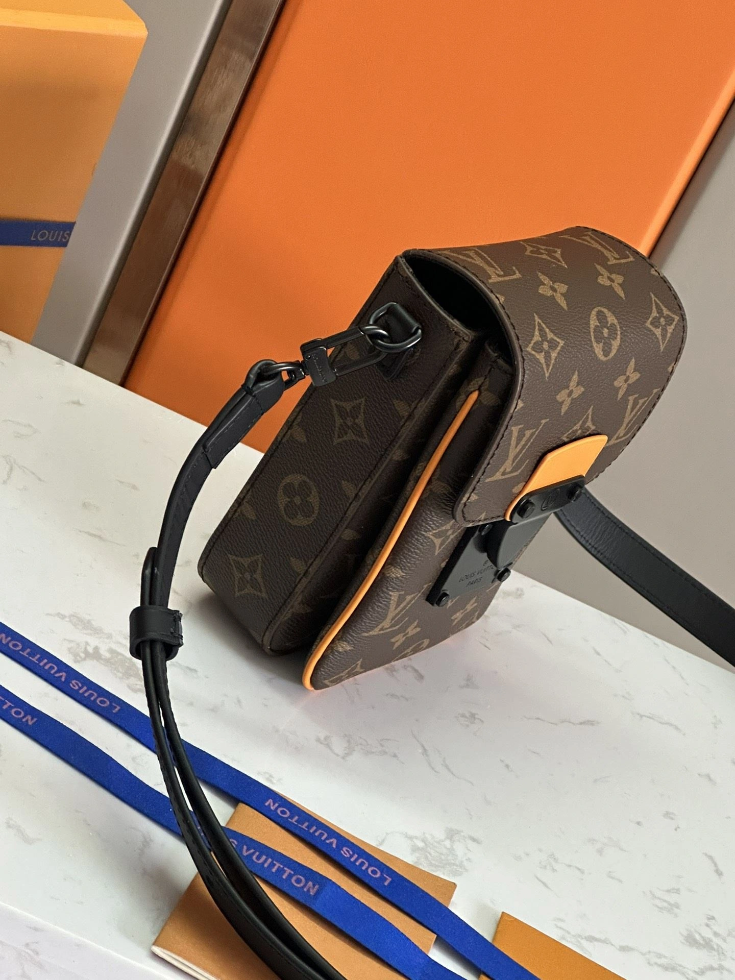 Contemporary Mens Louis Vuitton Satchel Bags 91658