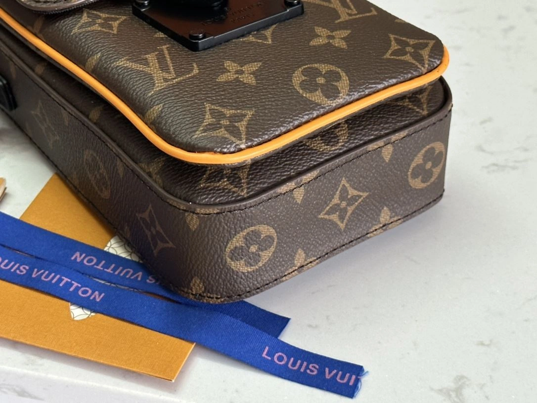 Contemporary Mens Louis Vuitton Satchel Bags 91658