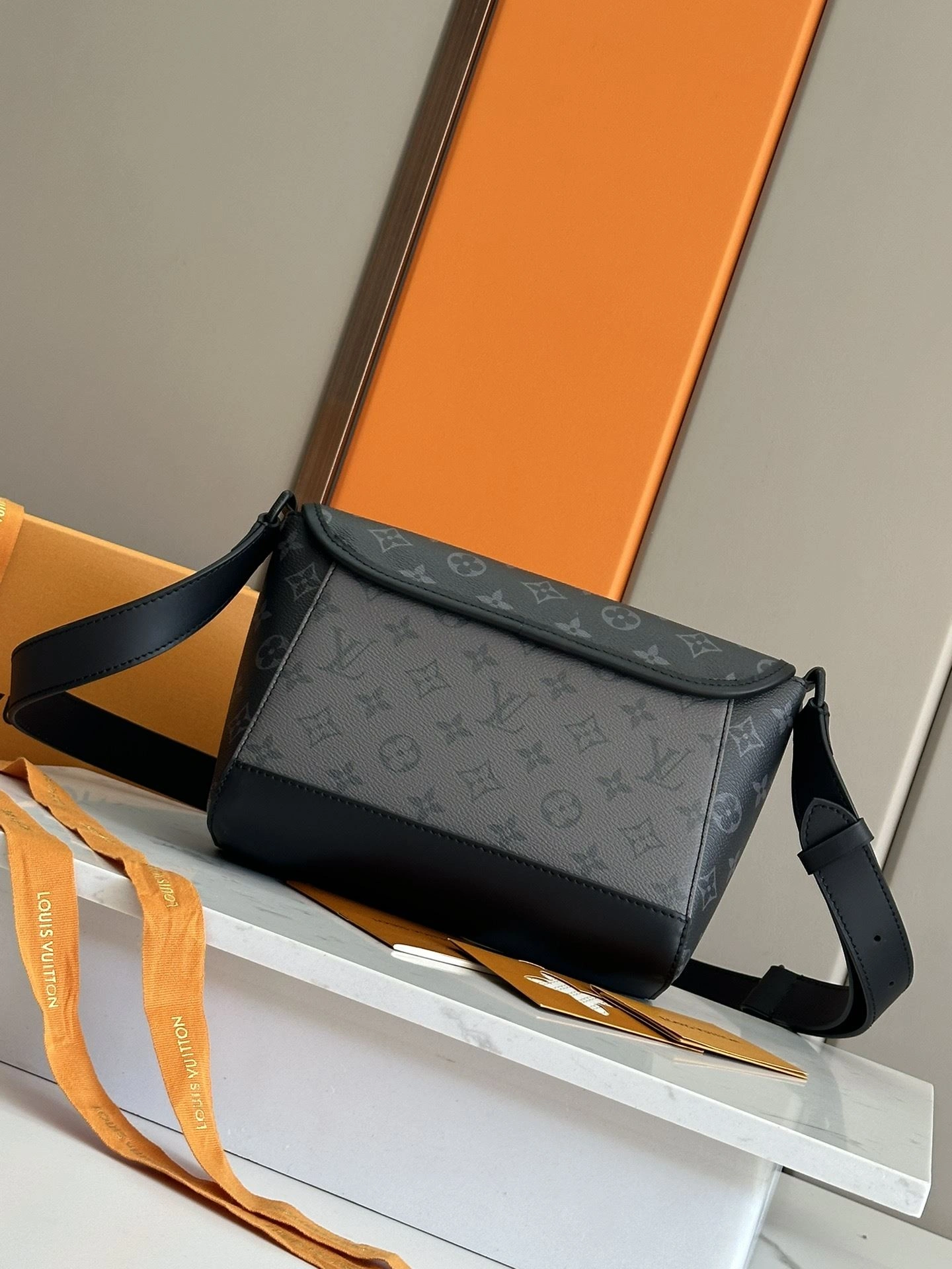 Mens Louis Vuitton Satchel Bags MoistureWicking 91652