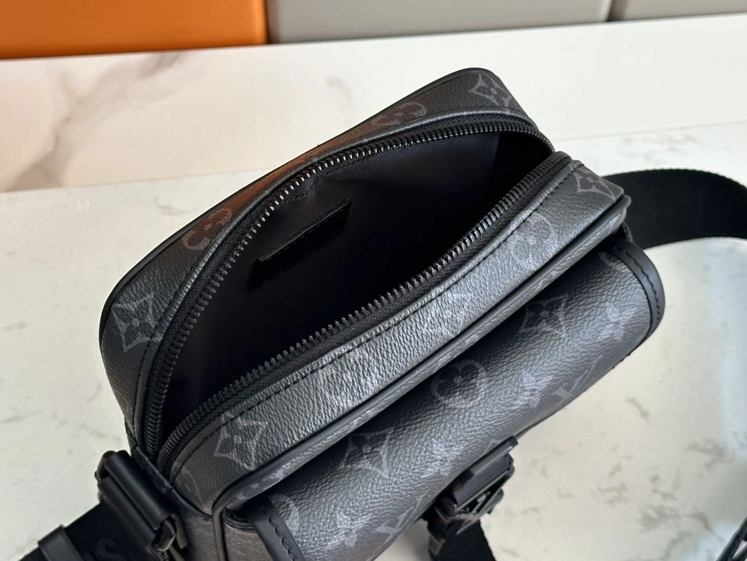Mens Louis Vuitton Satchel Bags ZipUp 91655