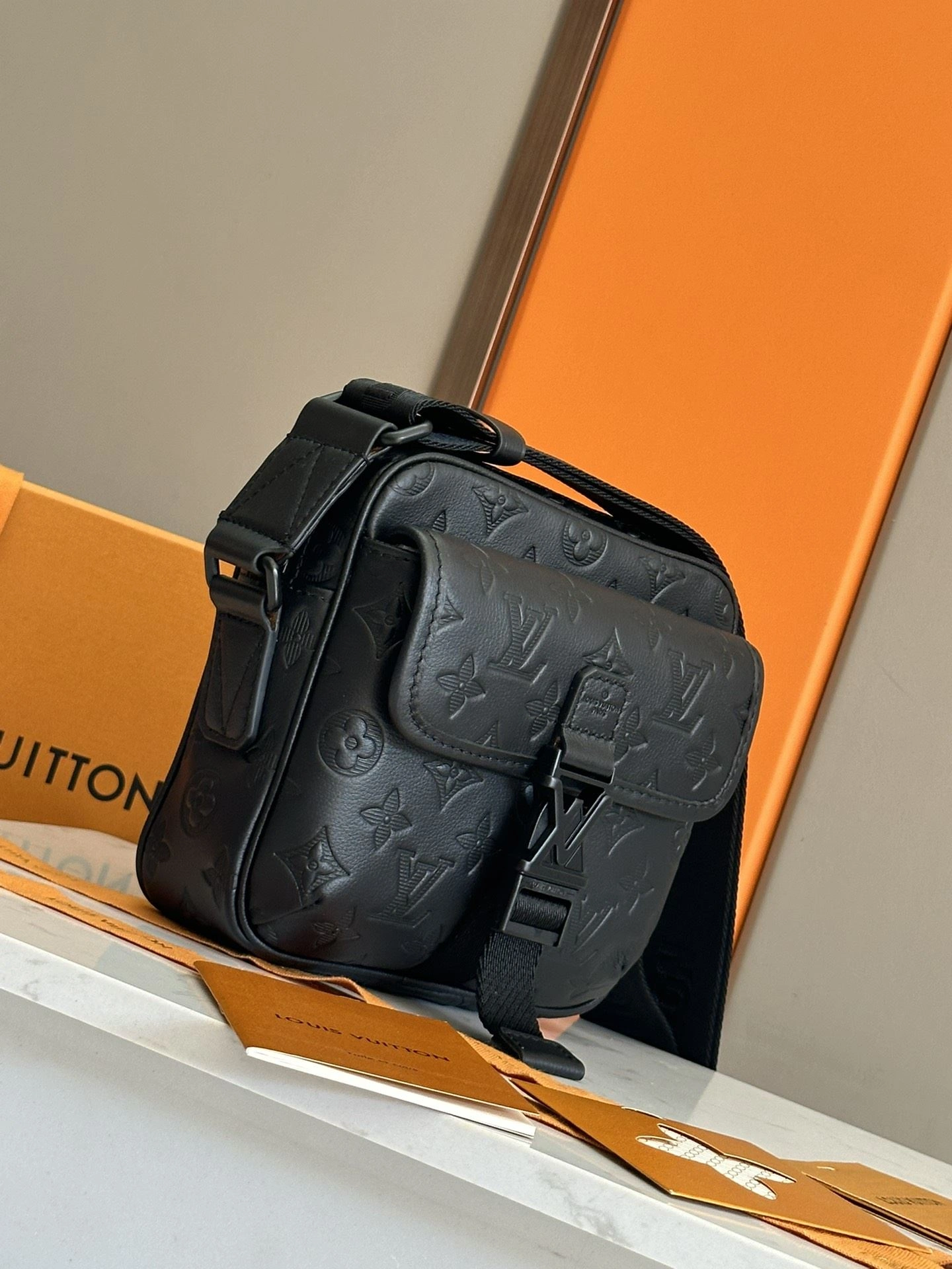 Mens Louis Vuitton Satchel Bags Compact 91686