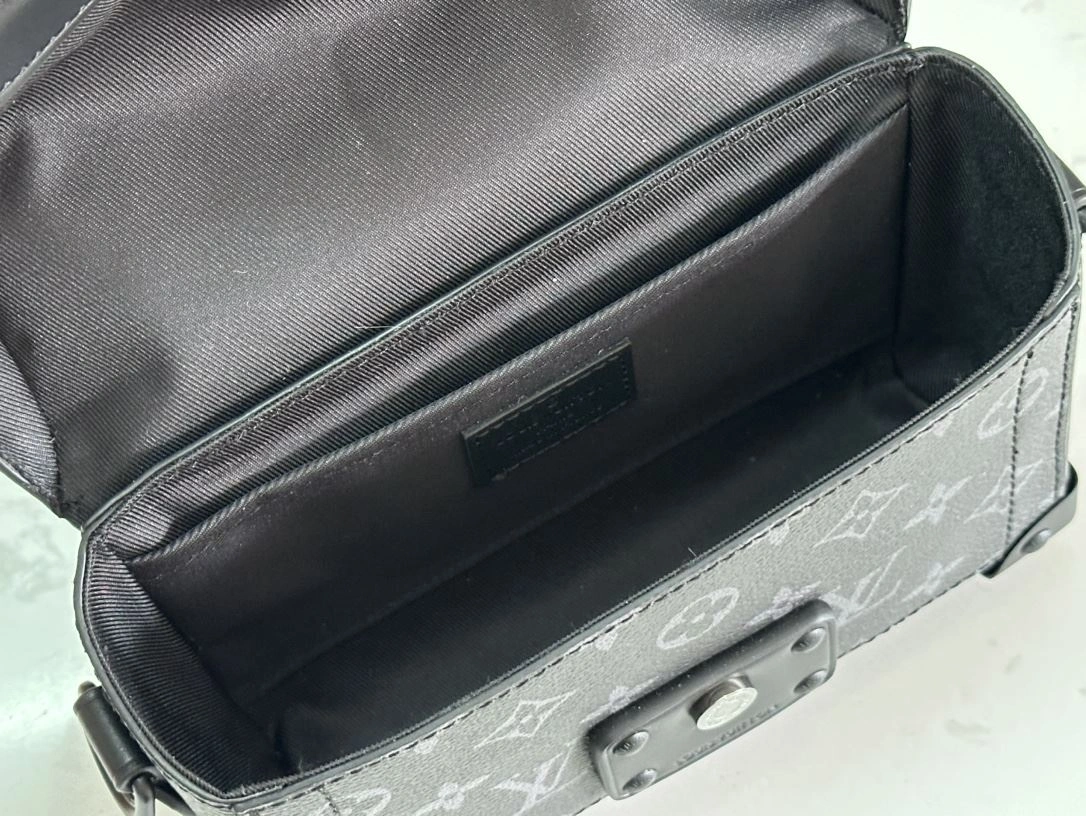 Mens Louis Vuitton Satchel Bags RelaxedFit 91723