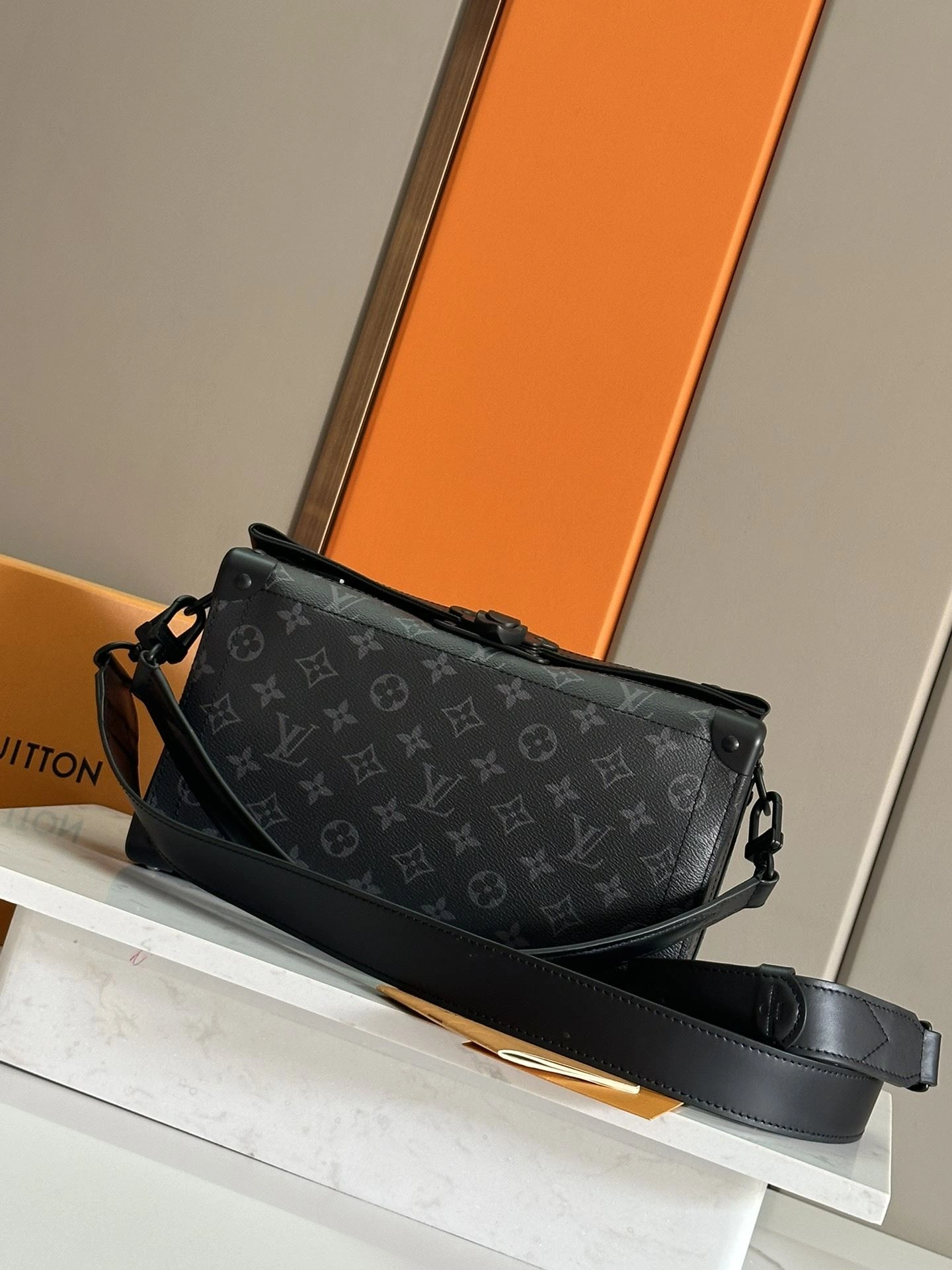 Mens Louis Vuitton Satchel Bags RelaxedFit 91648
