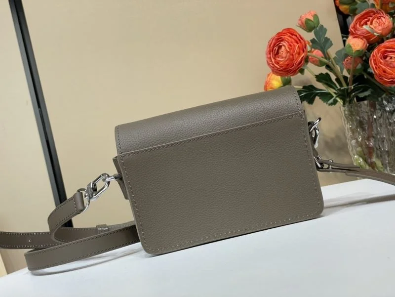 Mens Louis Vuitton Satchel Bags Fashionable 40173