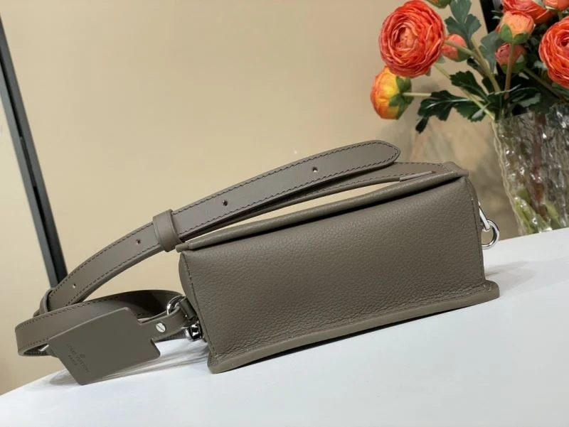 Mens Louis Vuitton Satchel Bags Fashionable 40173