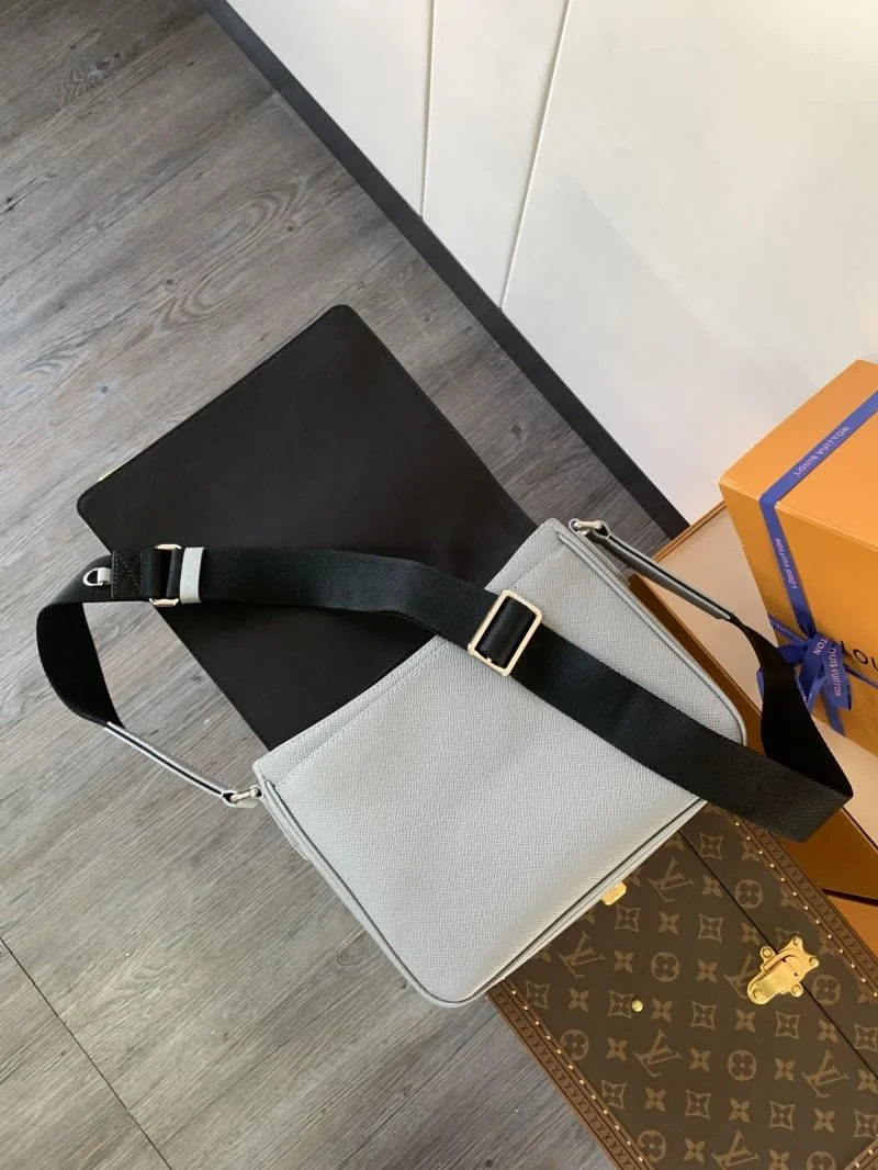Unisex Mens Louis Vuitton Satchel Bags 38672
