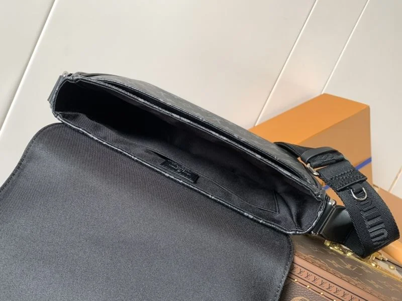 Compact Mens Louis Vuitton Satchel Bags 38695