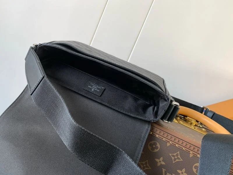 Mens Louis Vuitton Satchel Bags Sleek 38689