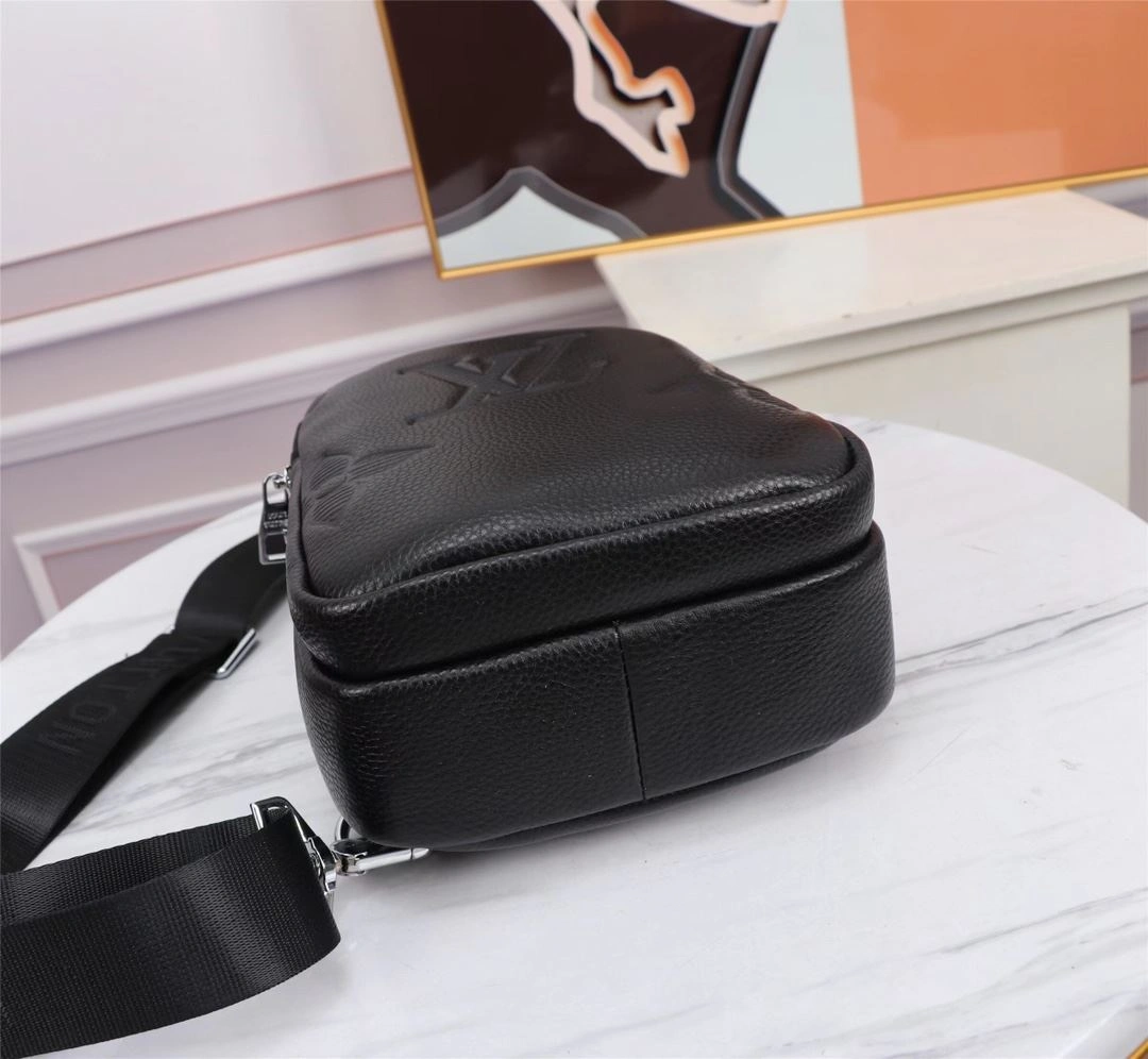WaterResistant Mens Louis Vuitton Waist Chest Packs 92676