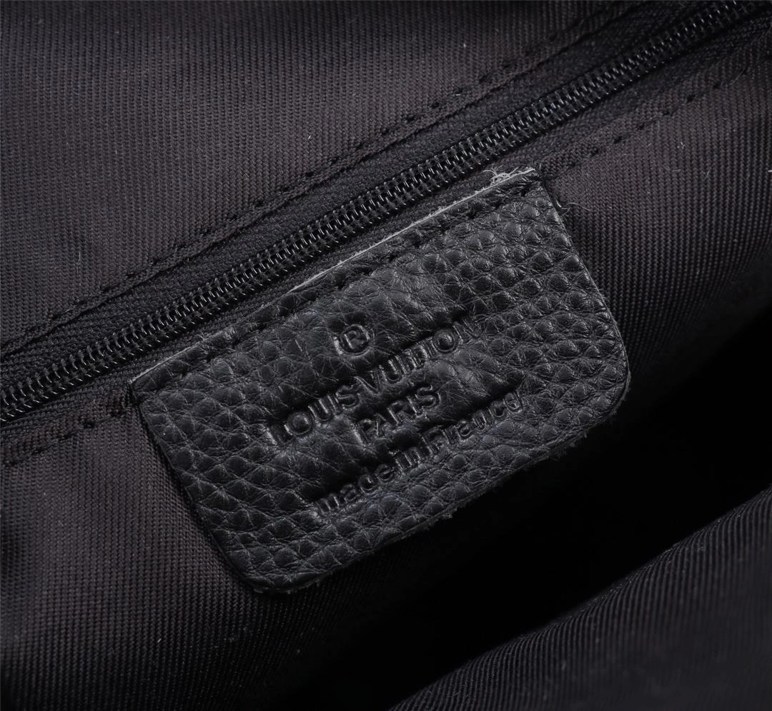WaterResistant Mens Louis Vuitton Waist Chest Packs 92676