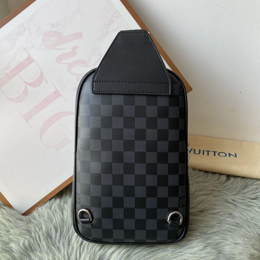 Neat Mens Louis Vuitton Waist Chest Packs 92671