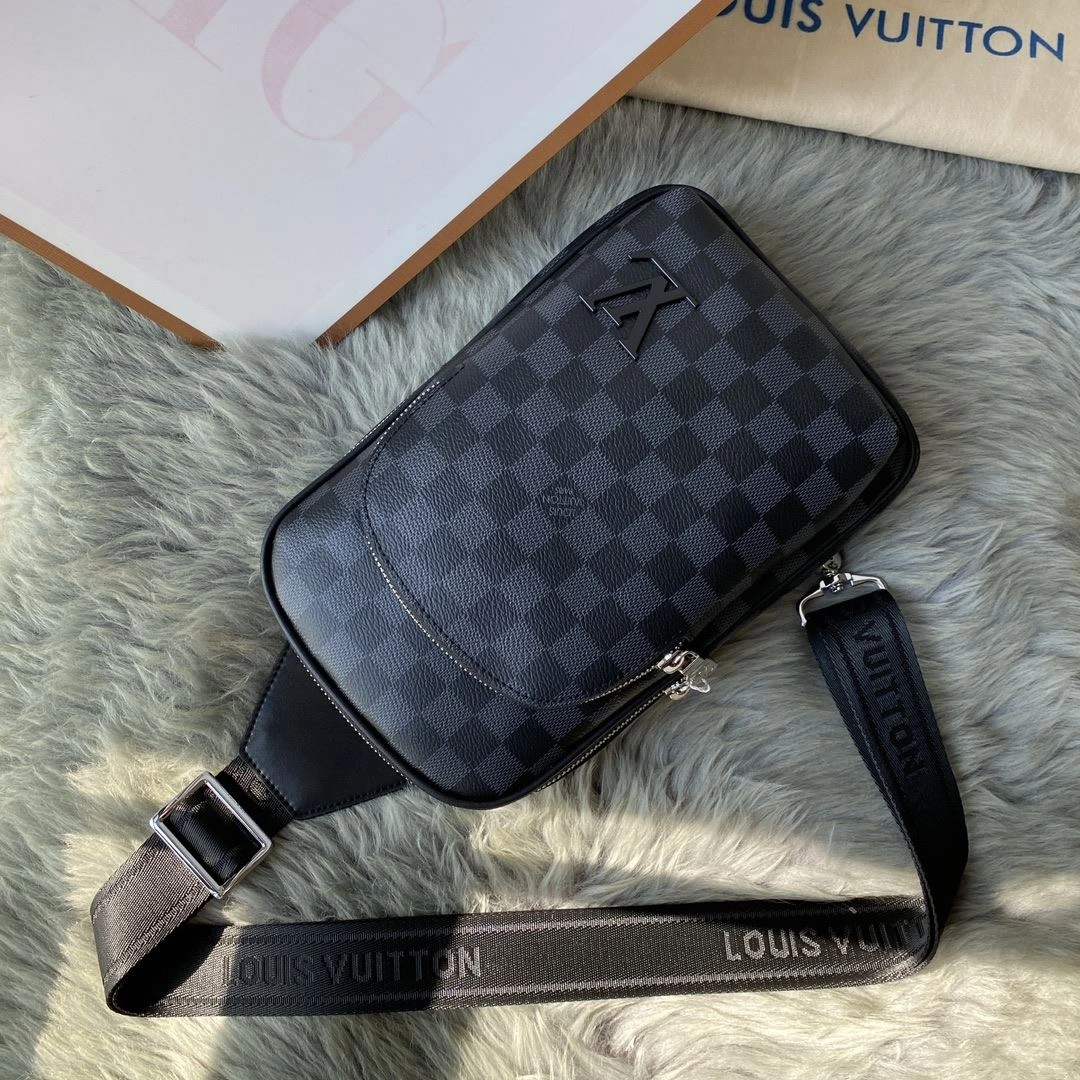 Neat Mens Louis Vuitton Waist Chest Packs 92671