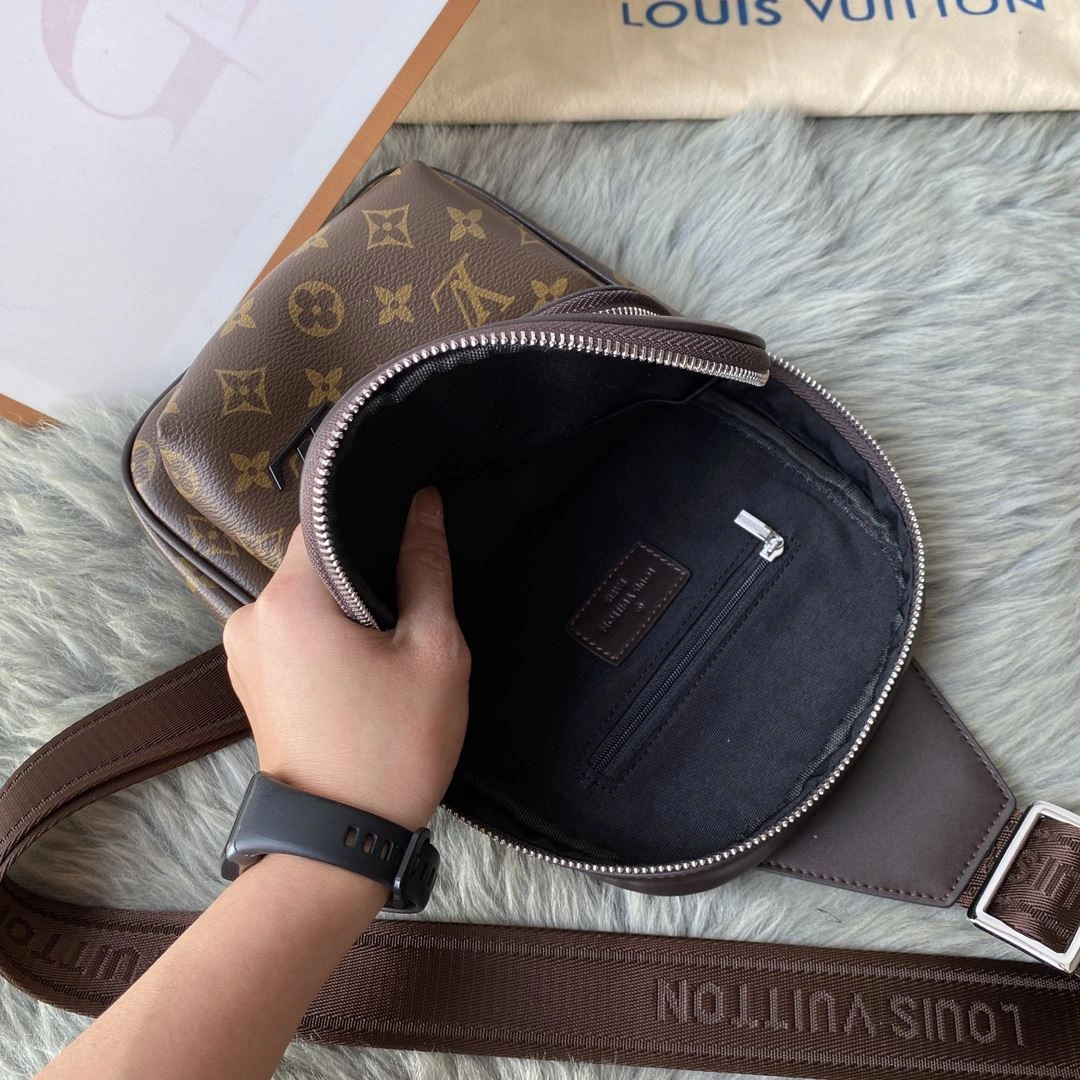 Mens Louis Vuitton Waist Chest Packs Affordable 92677