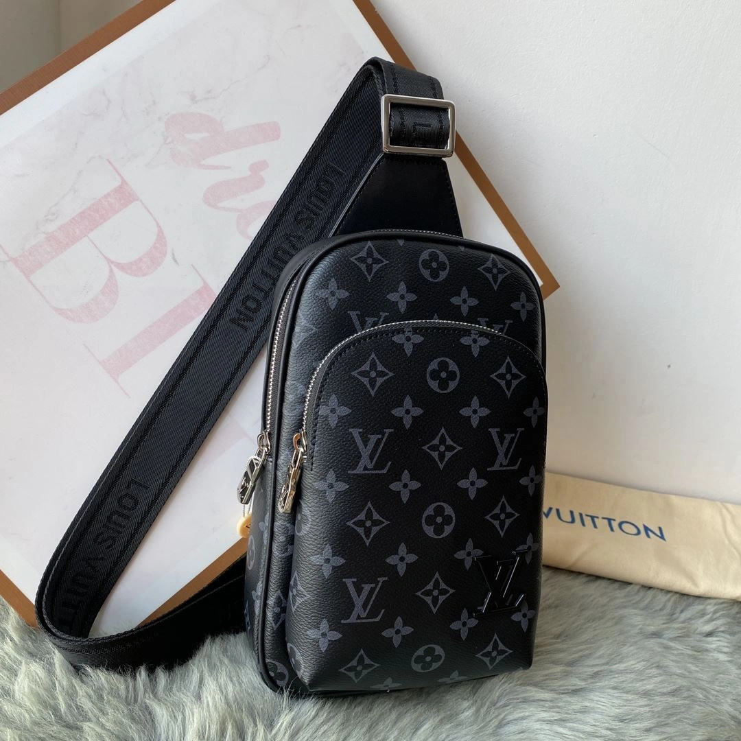 Mens Louis Vuitton Waist Chest Packs Lightweight 92674