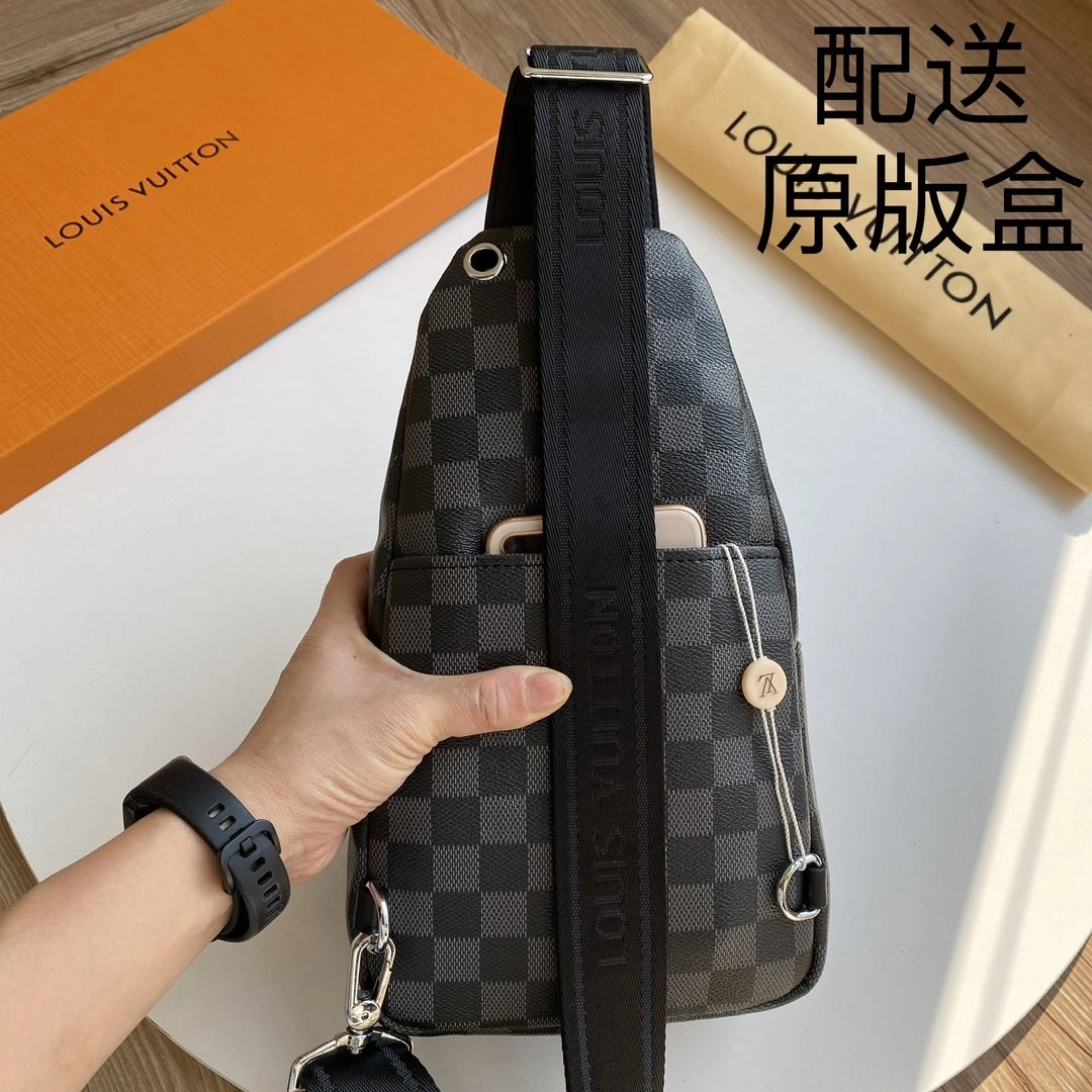 Mens Louis Vuitton Waist Chest Packs WaterResistant 92682