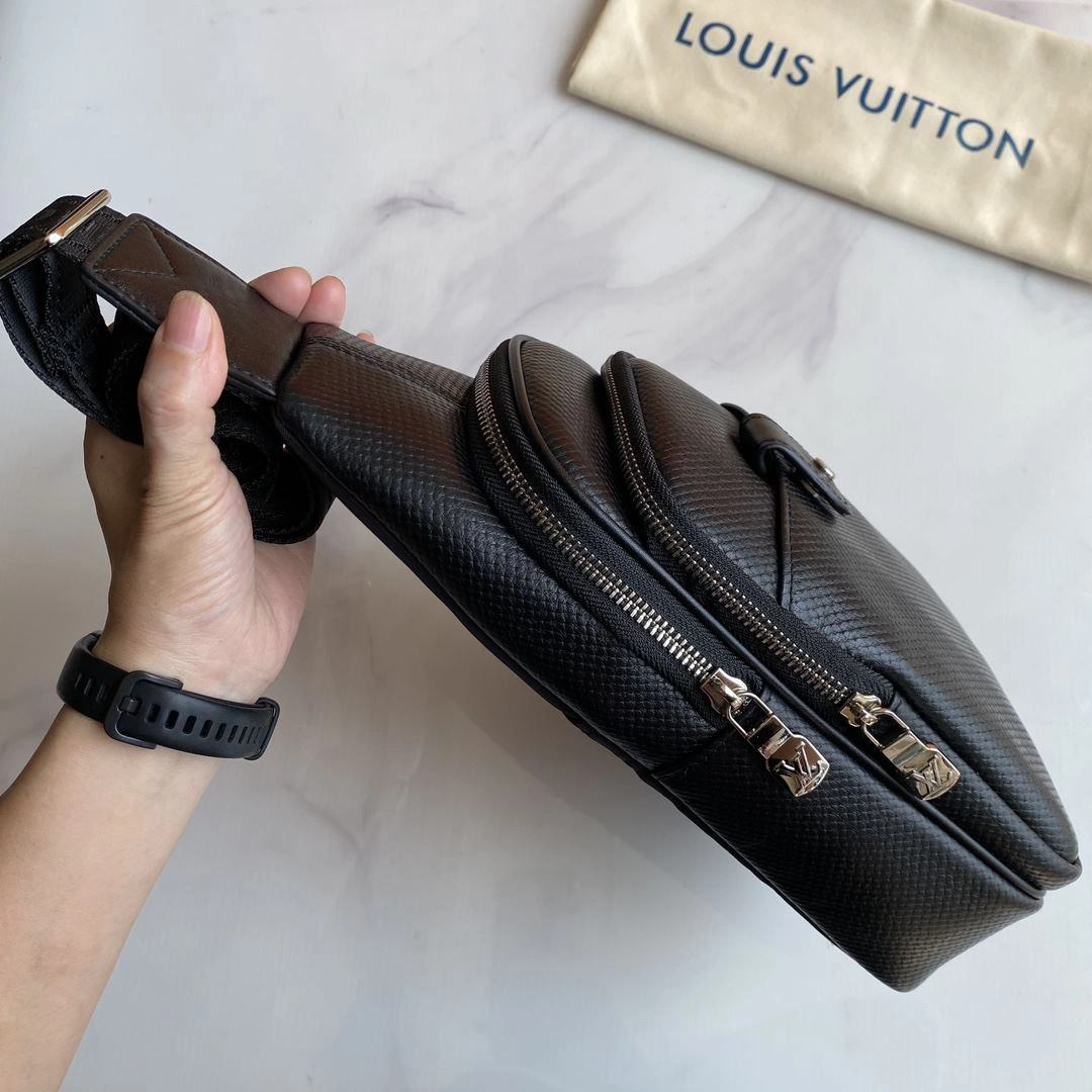 Mens Louis Vuitton Waist Chest Packs Thermal 92668