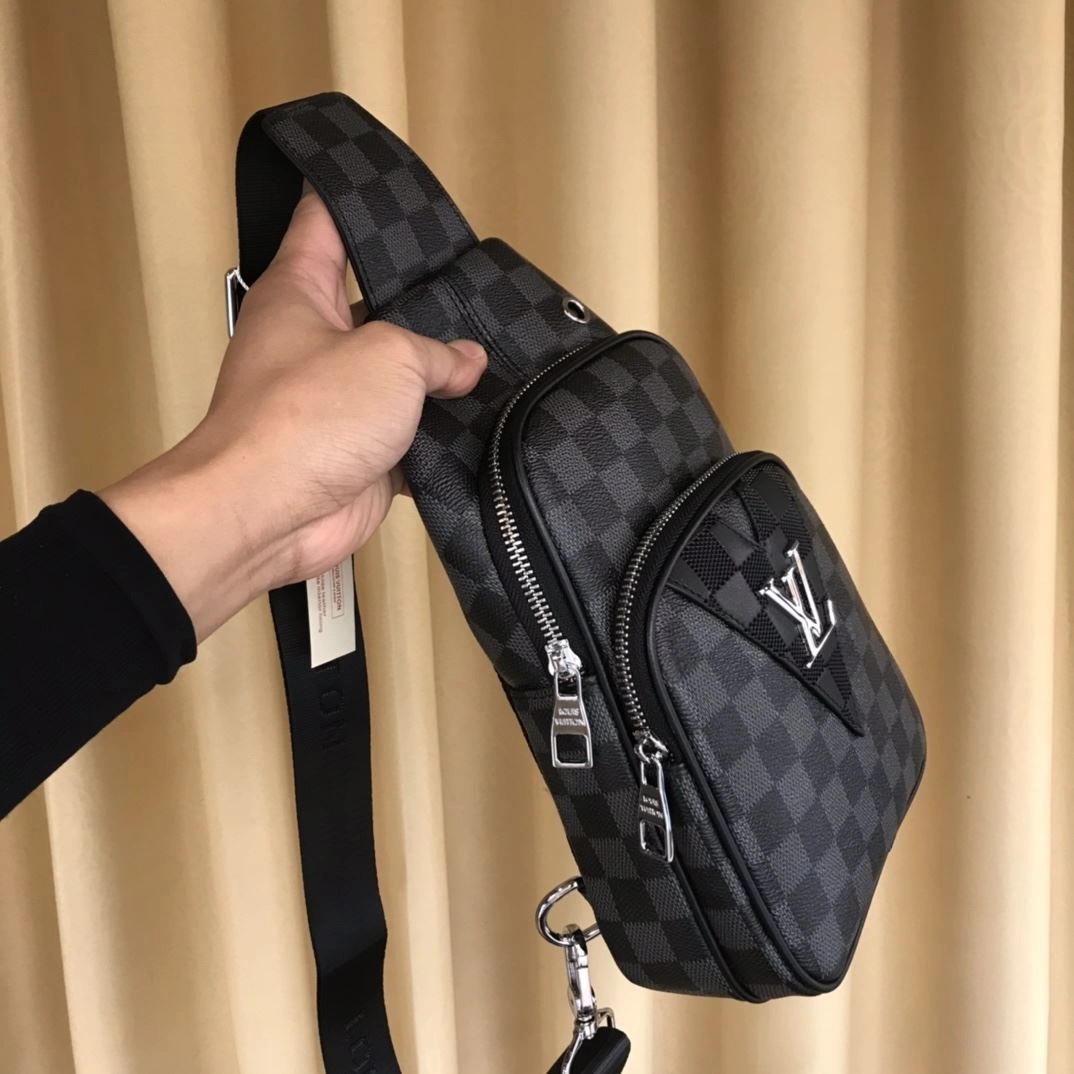 Mens Louis Vuitton Waist Chest Packs Versatile 92653
