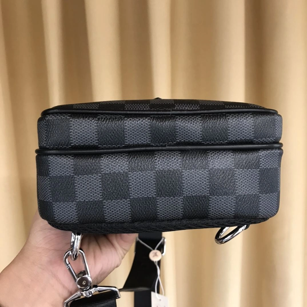 Mens Louis Vuitton Waist Chest Packs Versatile 92653