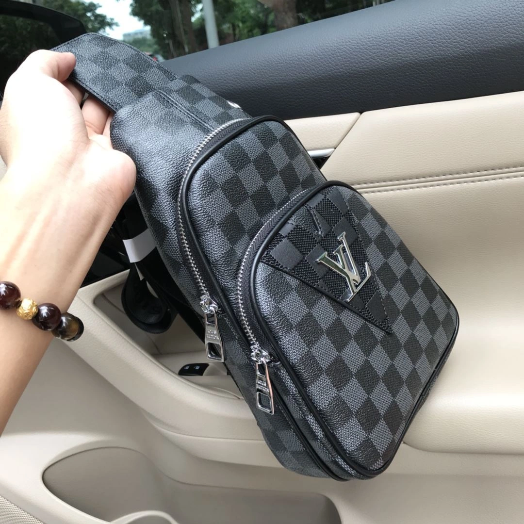 Mens Louis Vuitton Waist Chest Packs Comfortable 92649
