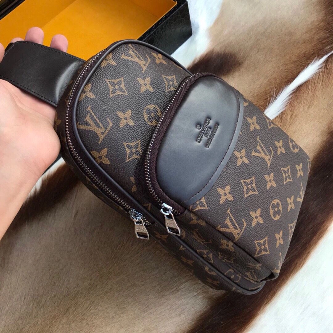 Attractive Mens Louis Vuitton Waist Chest Packs 92660