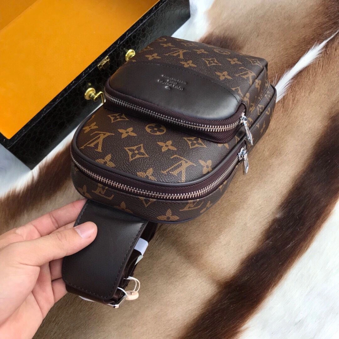 Attractive Mens Louis Vuitton Waist Chest Packs 92660