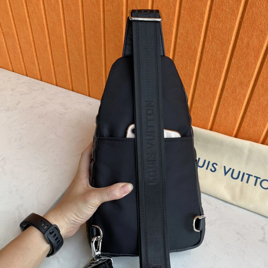 Trendy Mens Louis Vuitton Waist Chest Packs 92725