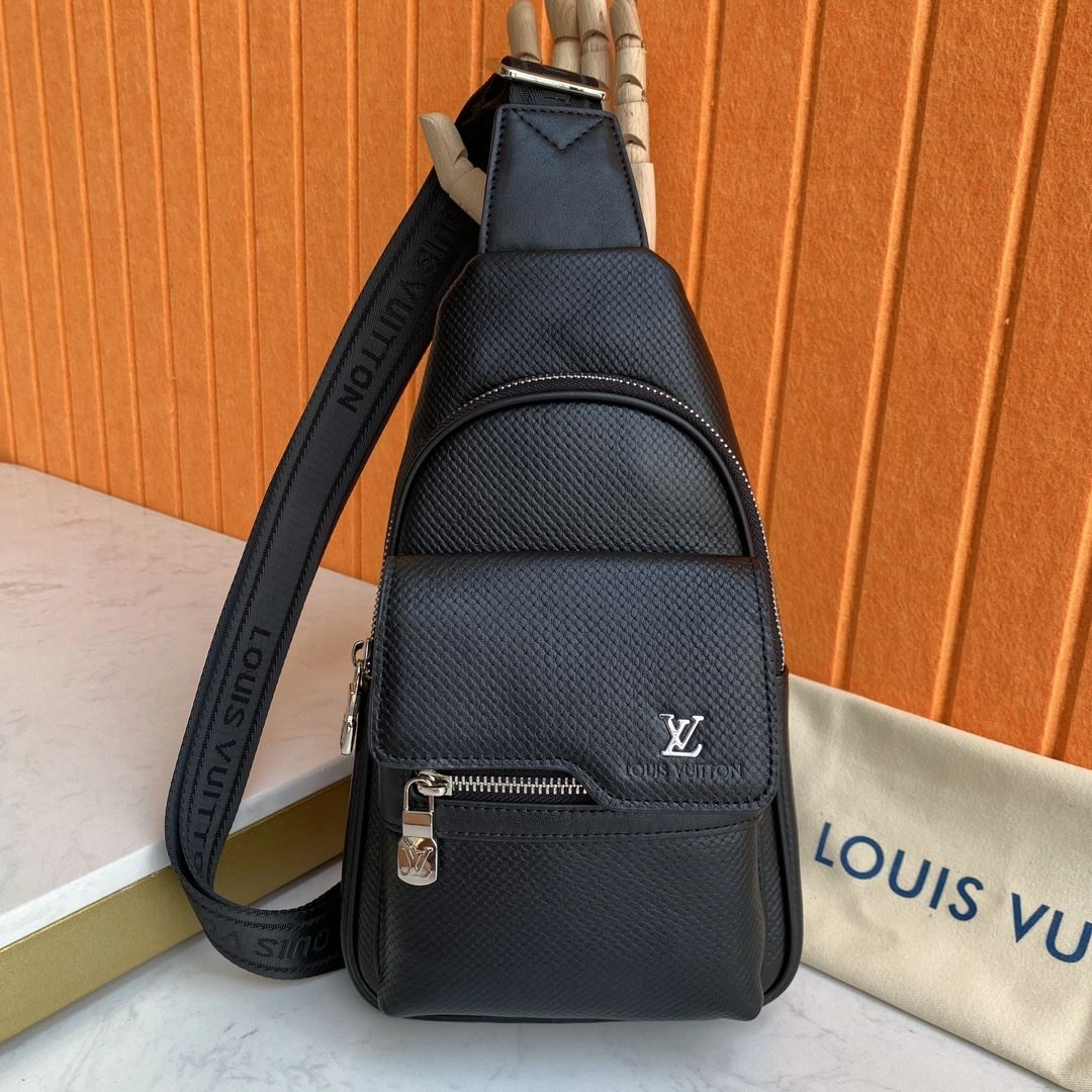 Mens Louis Vuitton Waist Chest Packs Trendsetting 92652