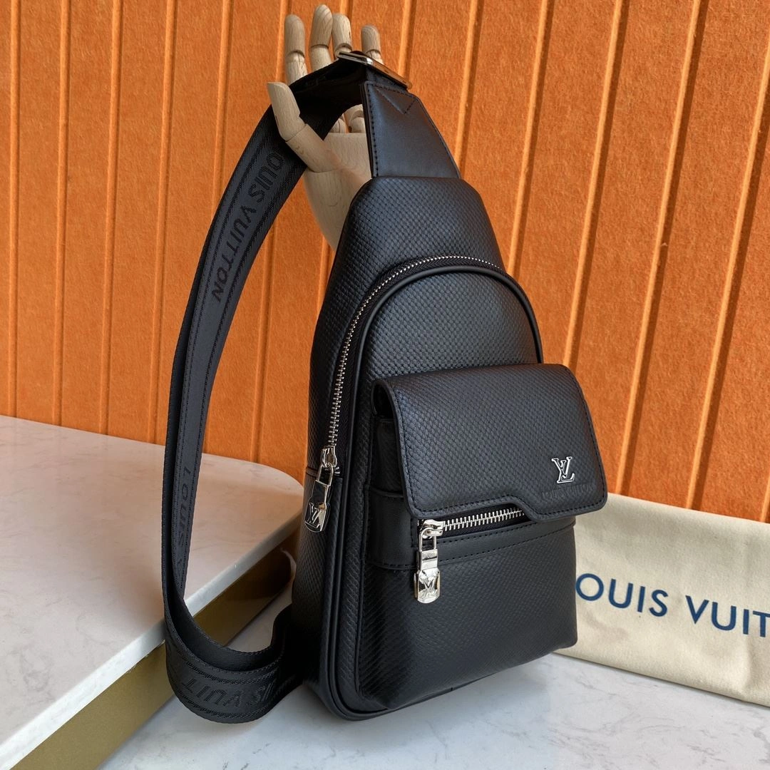 Mens Louis Vuitton Waist Chest Packs Trendsetting 92652