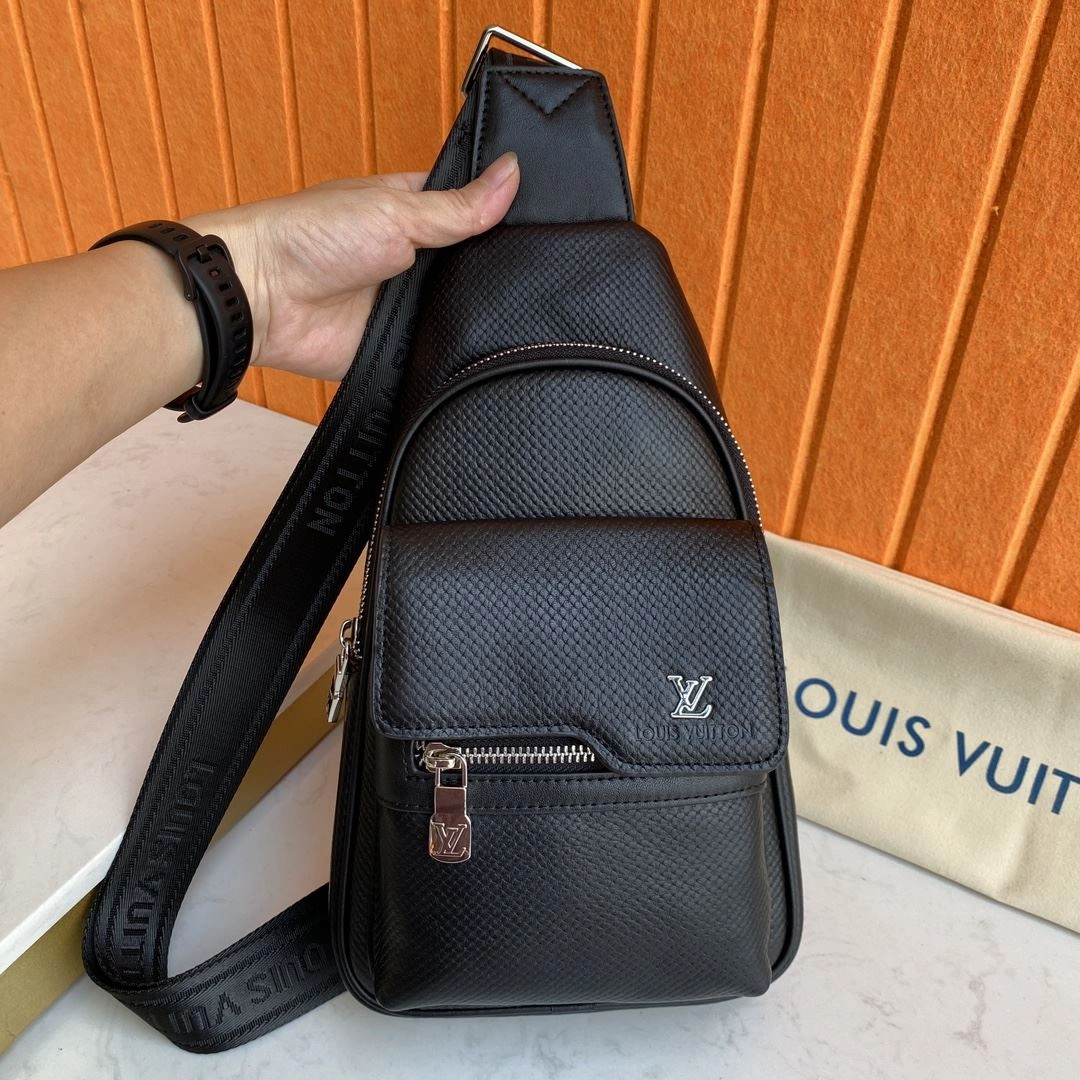 Mens Louis Vuitton Waist Chest Packs Trendsetting 92652