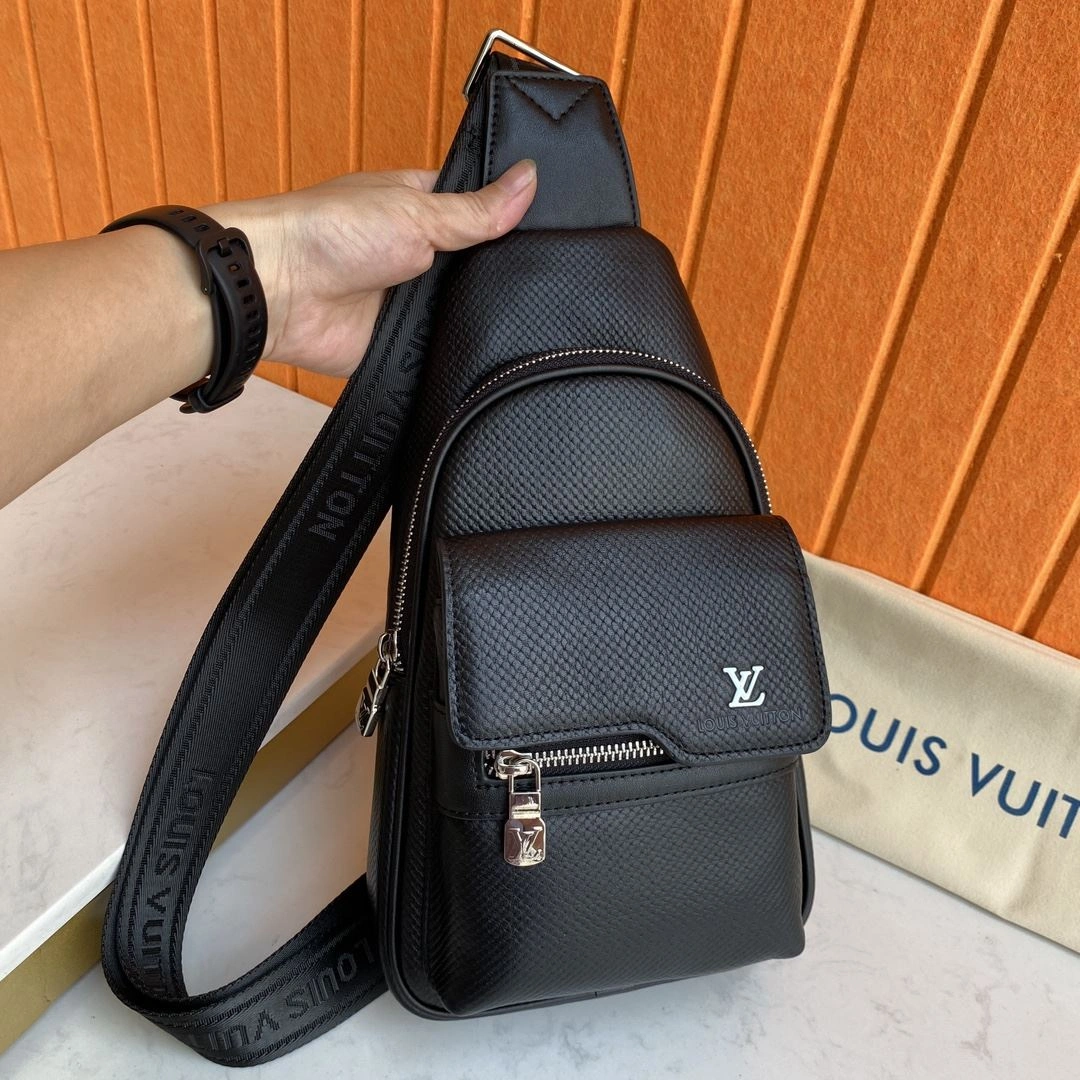 Mens Louis Vuitton Waist Chest Packs Trendsetting 92652